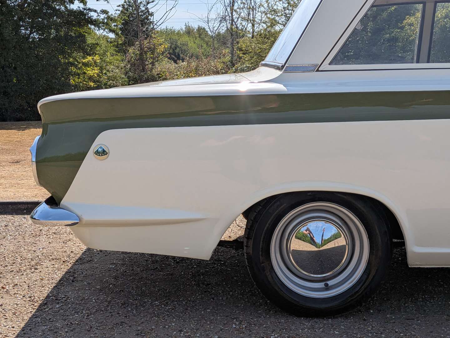 <p>1964 FORD CORTINA DE LUXE</p>