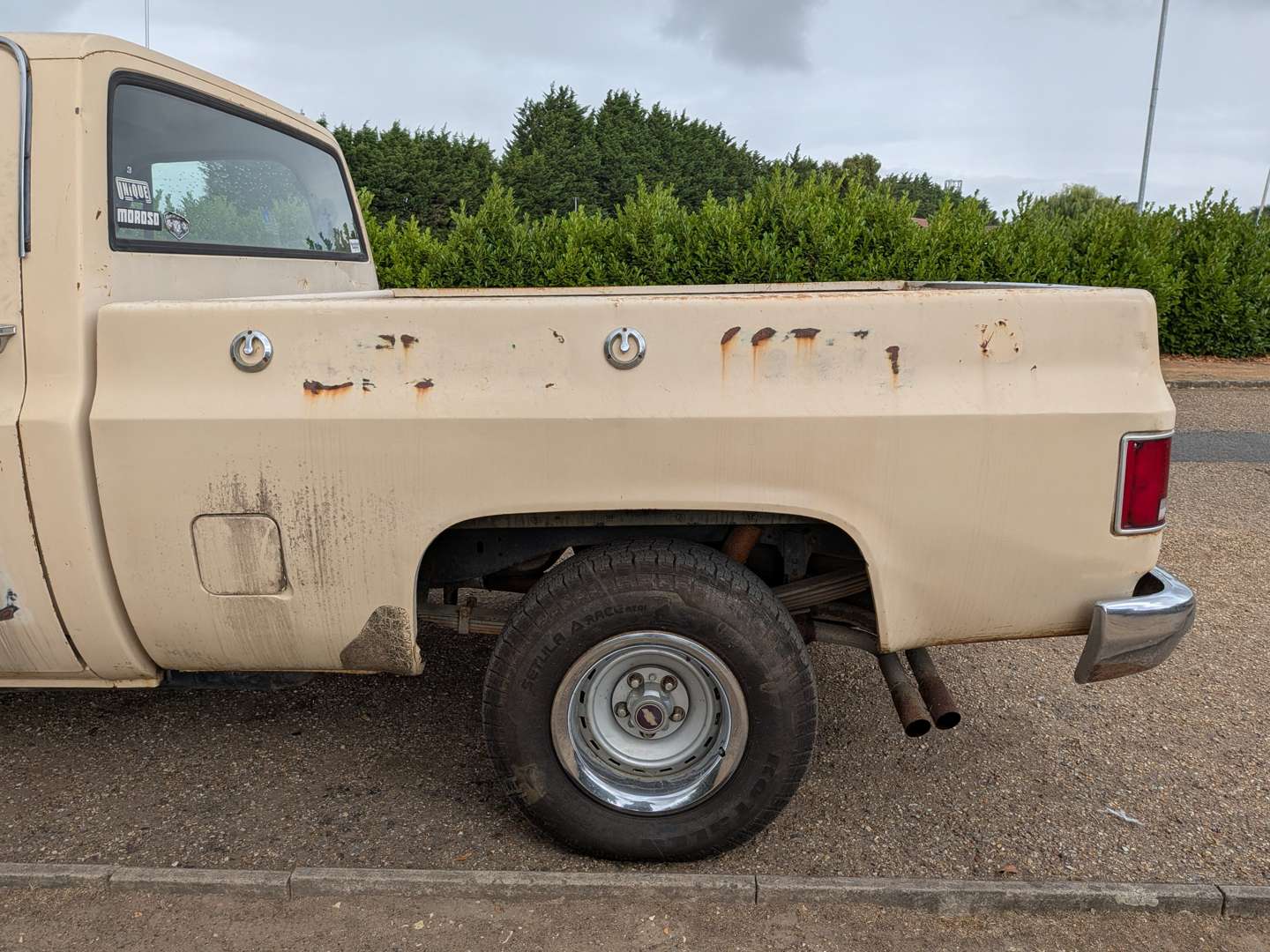 <p>1987 CHEVROLET PICK-UP</p>
