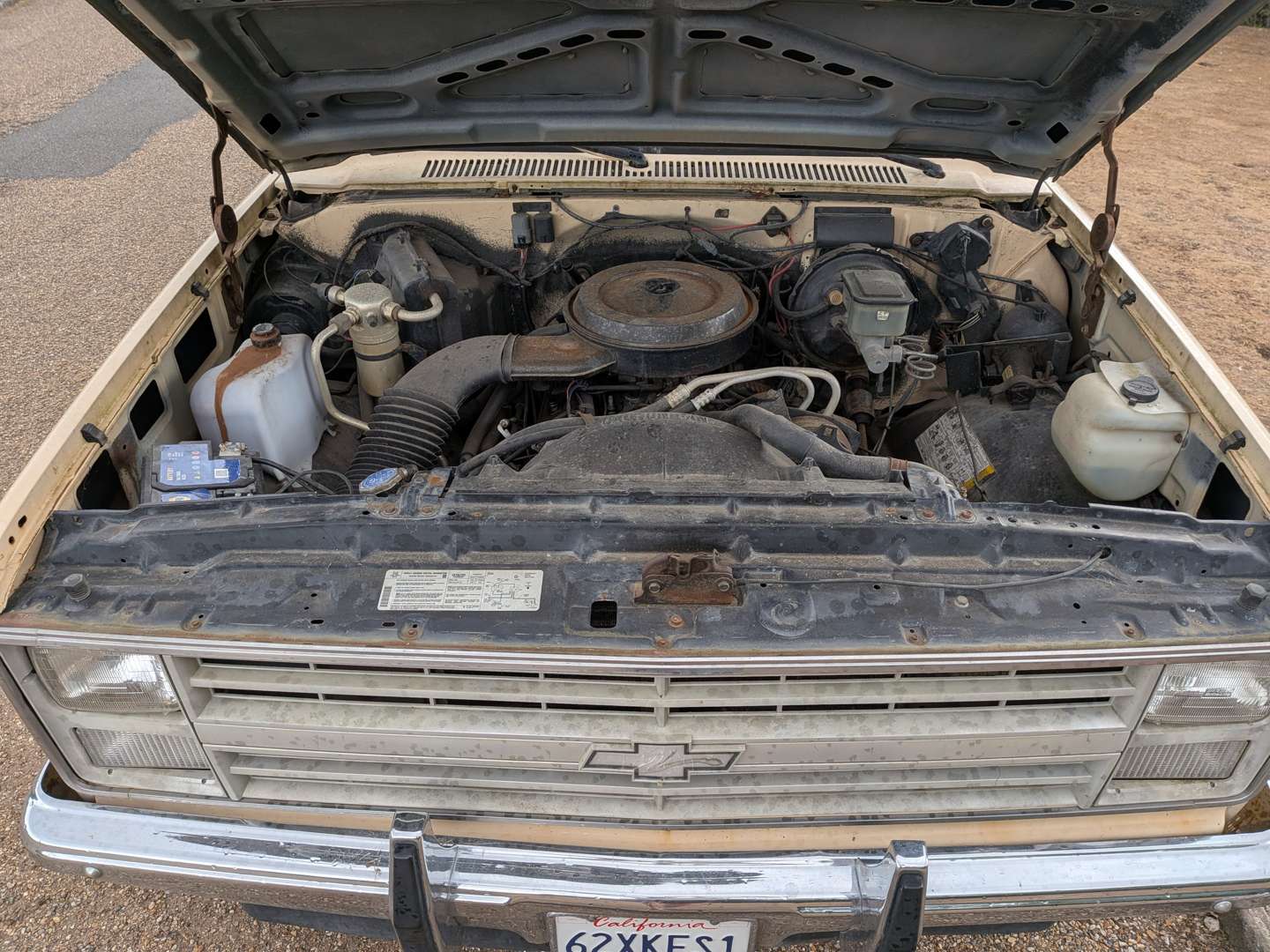 <p>1987 CHEVROLET PICK-UP</p>