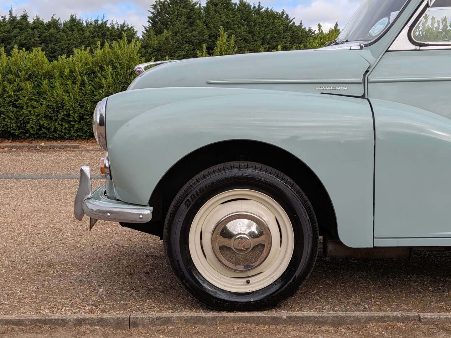 <p>1960 MORRIS MINOR TRAVELLER</p>