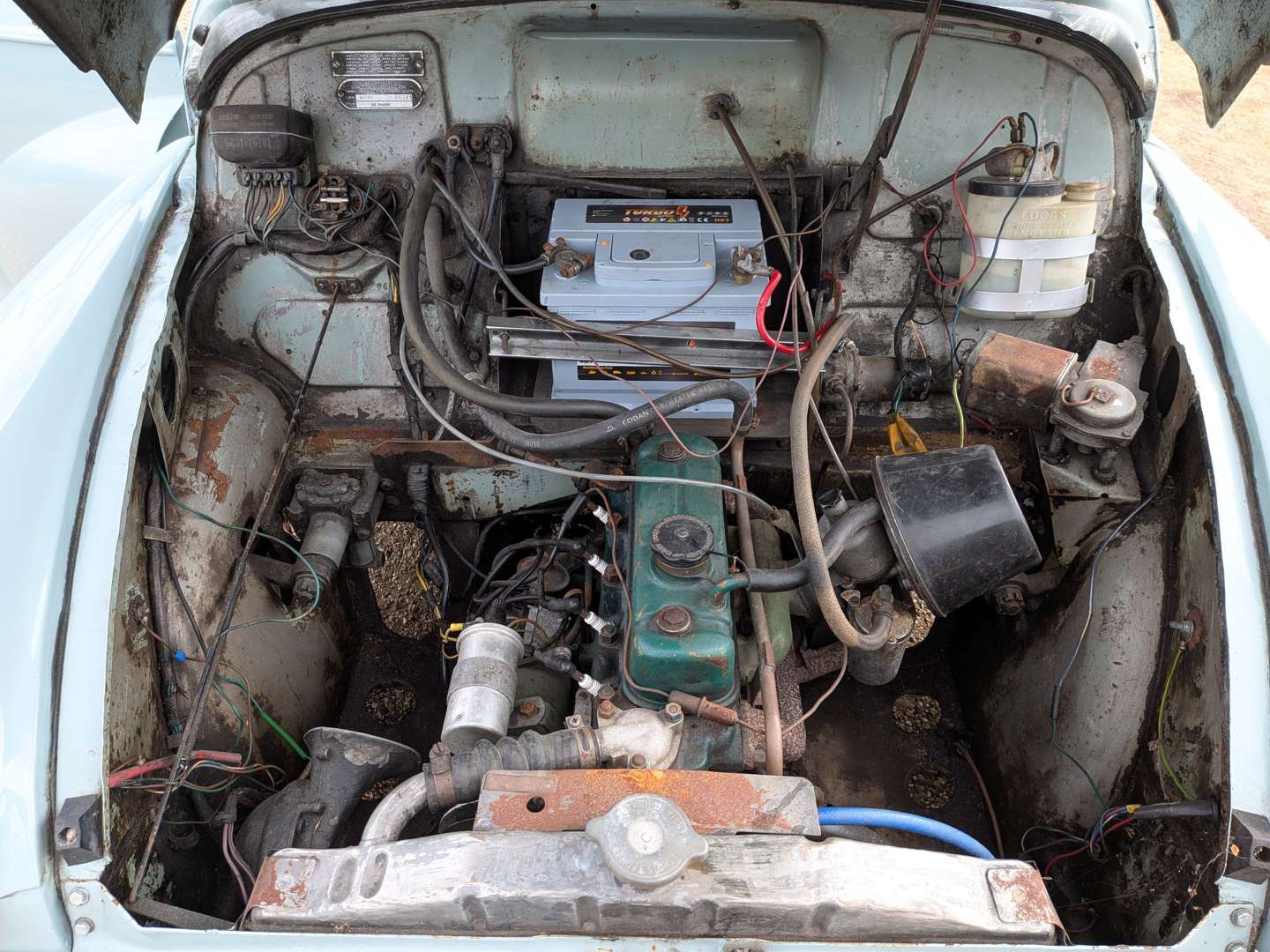 <p>1960 MORRIS MINOR TRAVELLER</p>