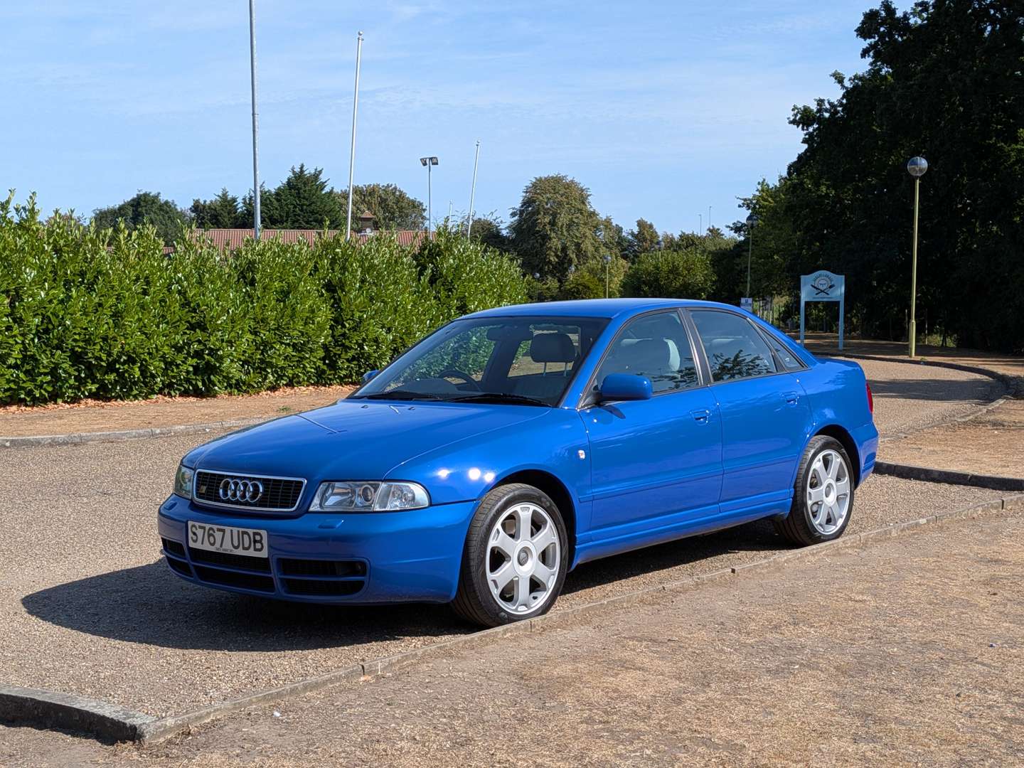 <p>1999 AUDI S4 QUATTRO</p>