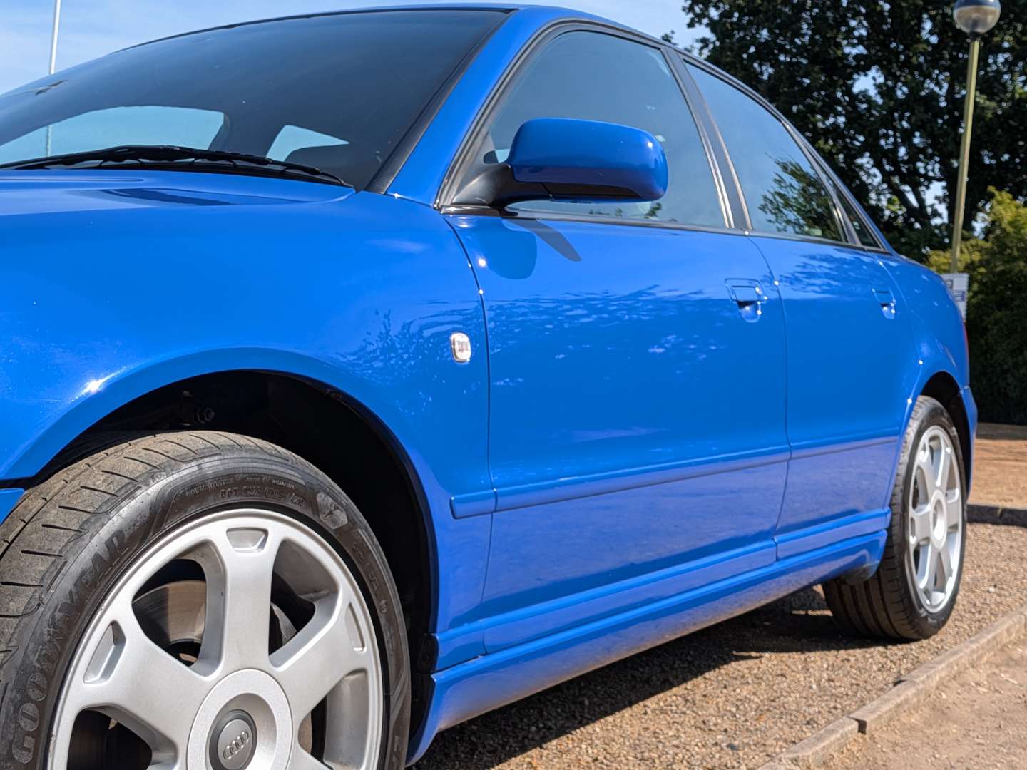 <p>1999 AUDI S4 QUATTRO</p>