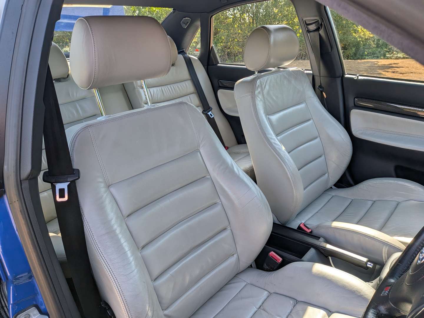 <p>1999 AUDI S4 QUATTRO</p>