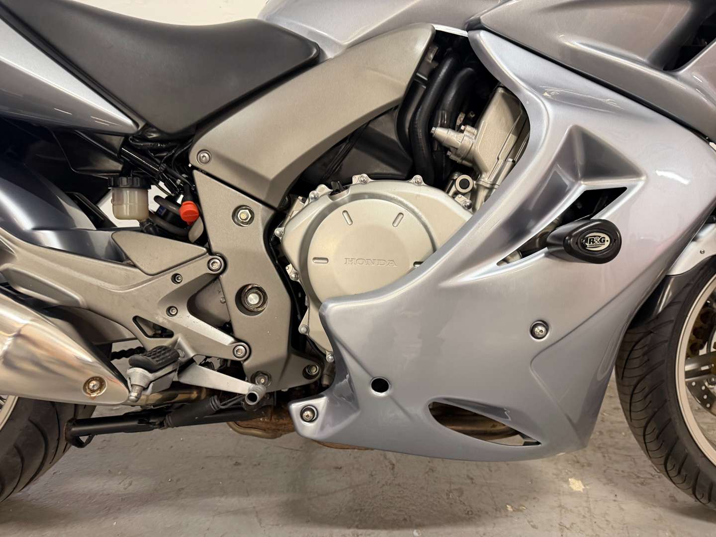 <p>2010 HONDA CBF1000 GT</p>
