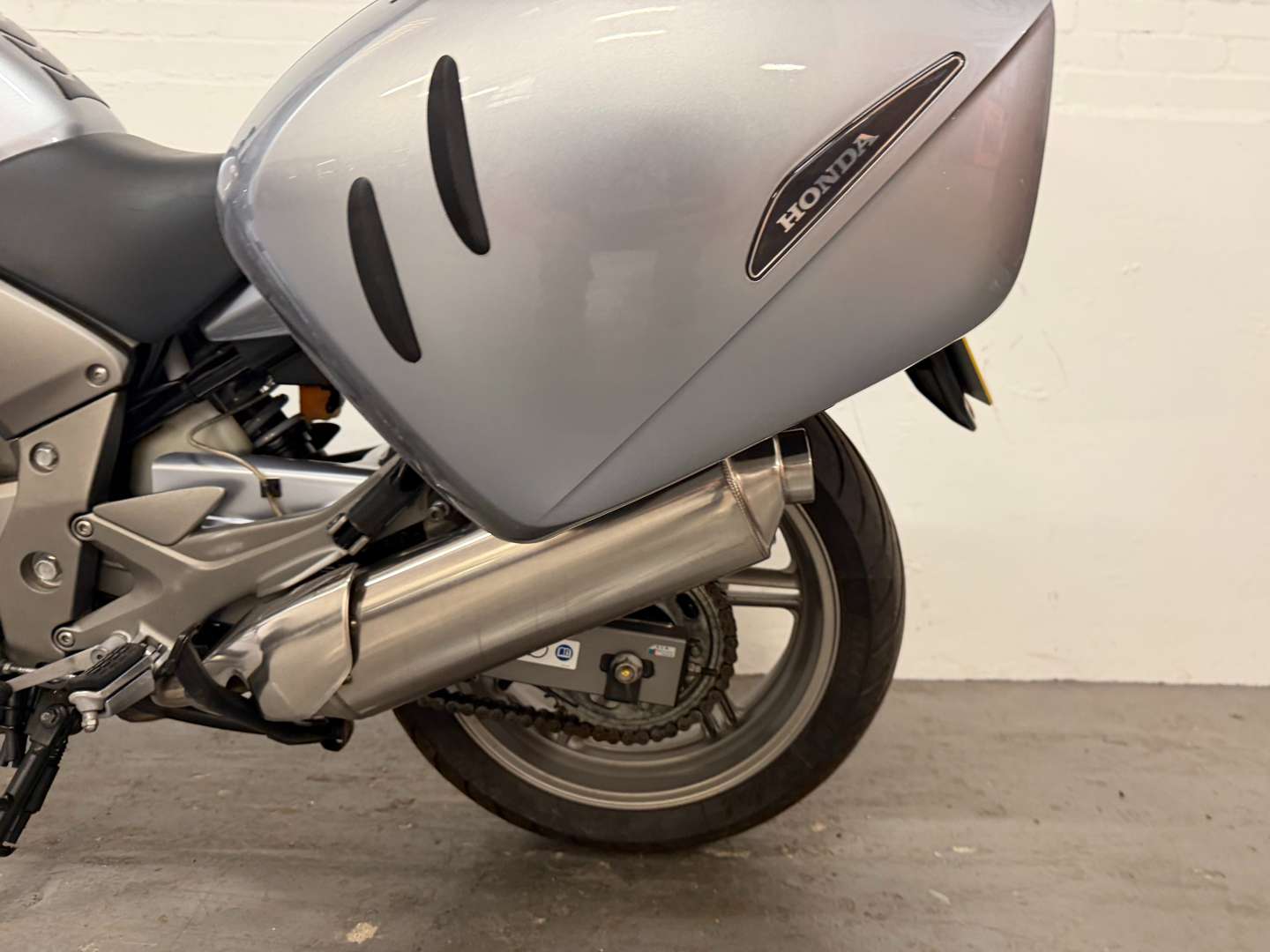<p>2010 HONDA CBF1000 GT</p>