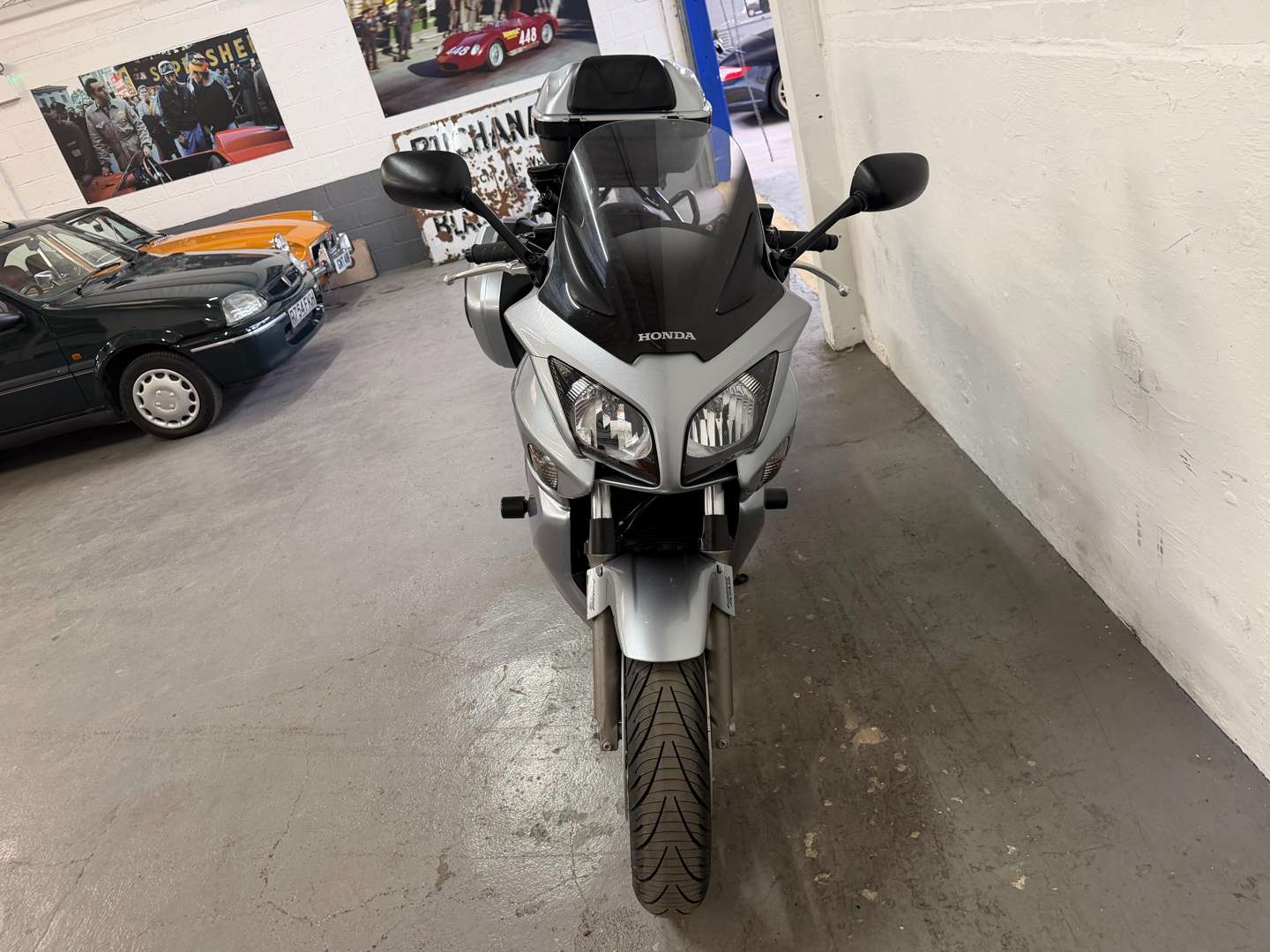 <p>2010 HONDA CBF1000 GT</p>