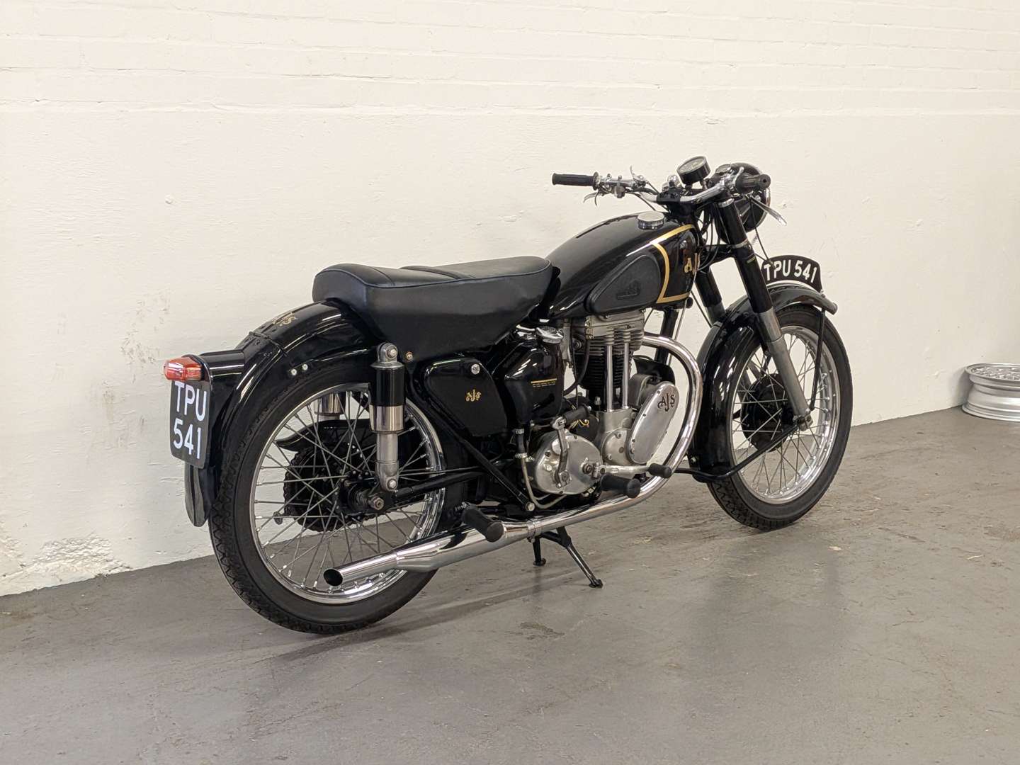 <p>1951 AJS 350</p>