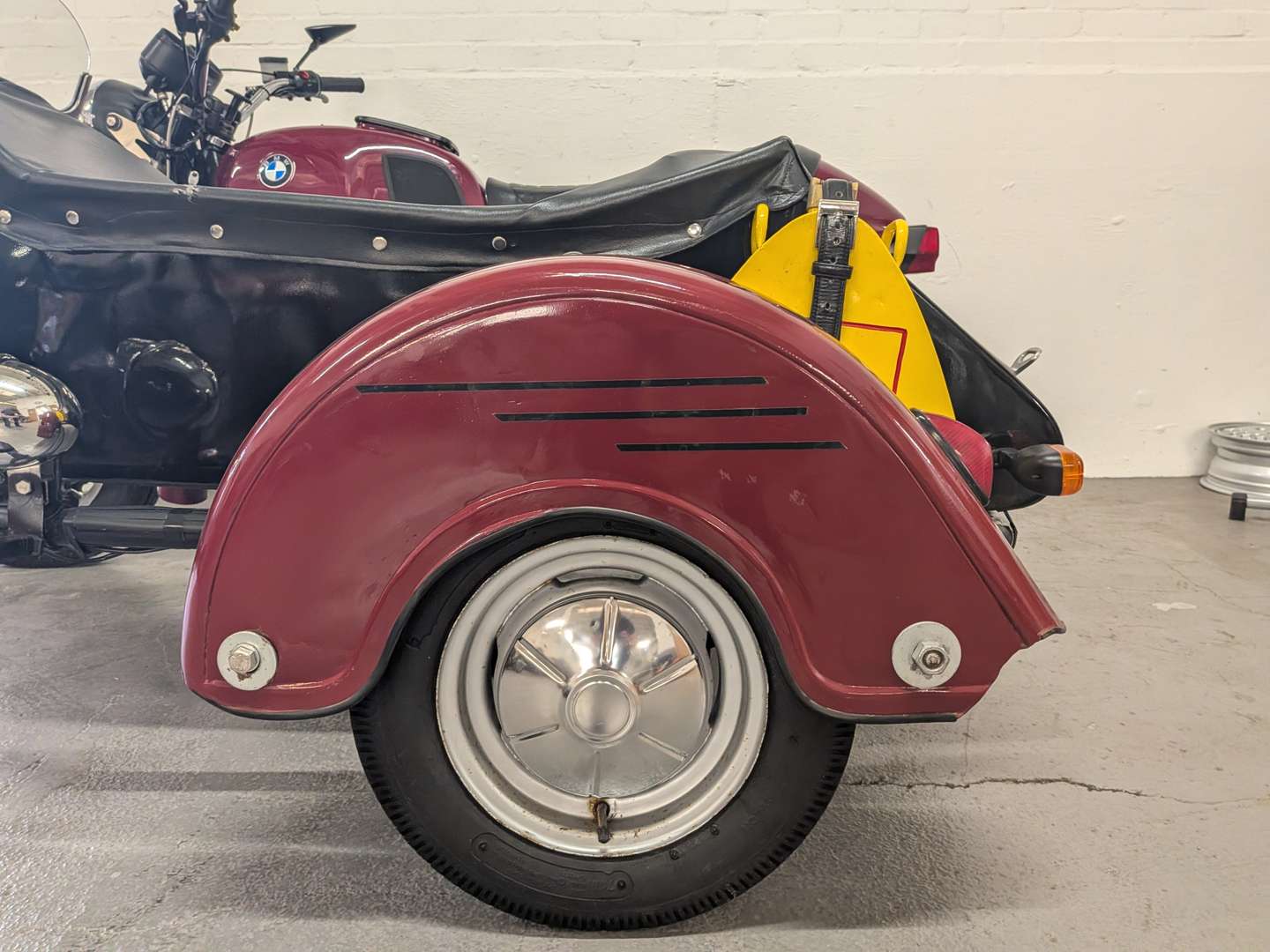 <p>1979 BMW R80/7 & SIDECAR</p>