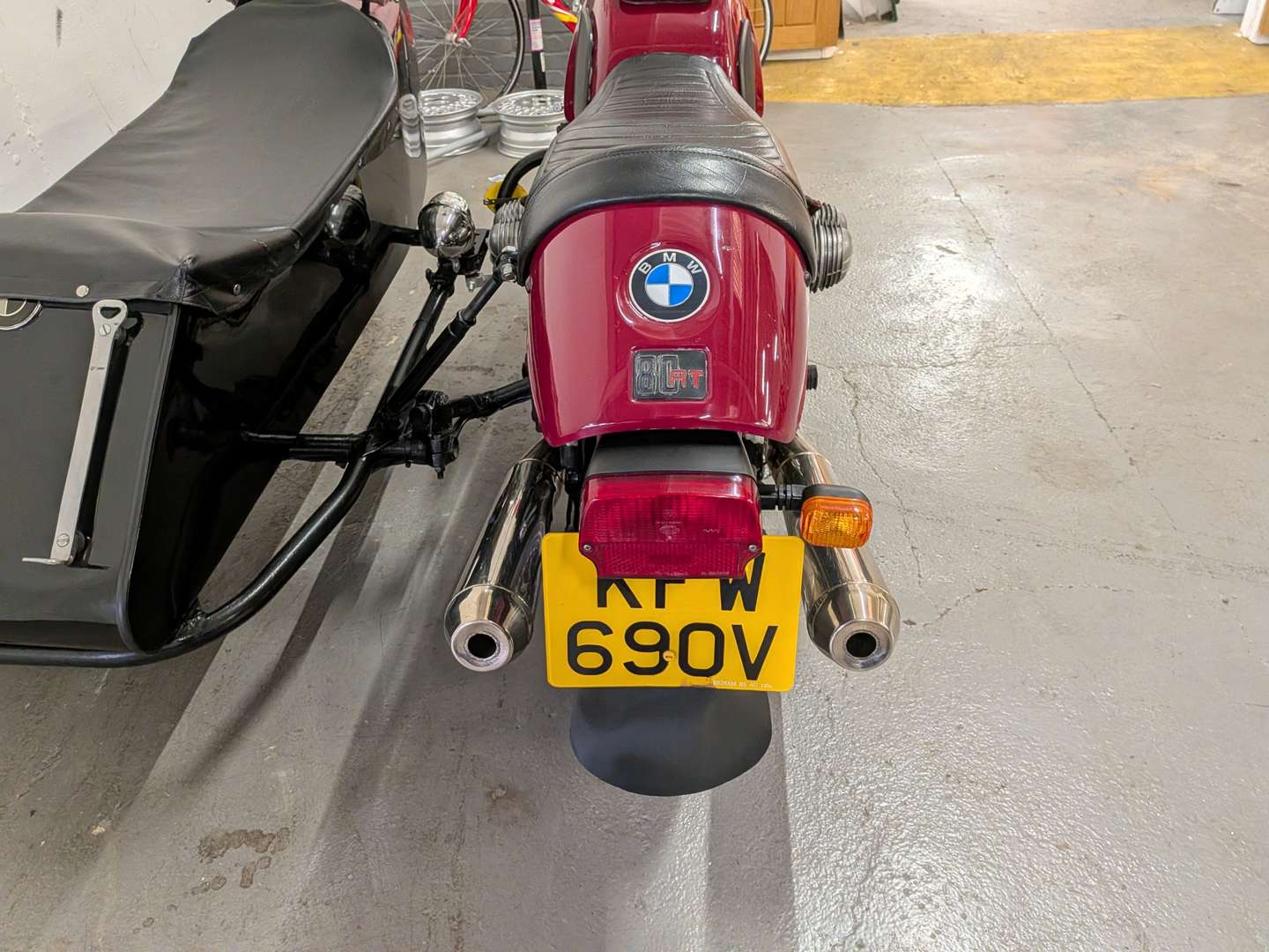 <p>1979 BMW R80/7 & SIDECAR</p>