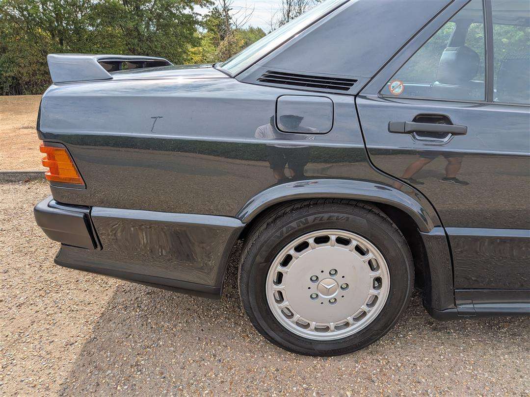 <p>1985 MERCEDES 190E 2.3 26V COSWORTH</p>
