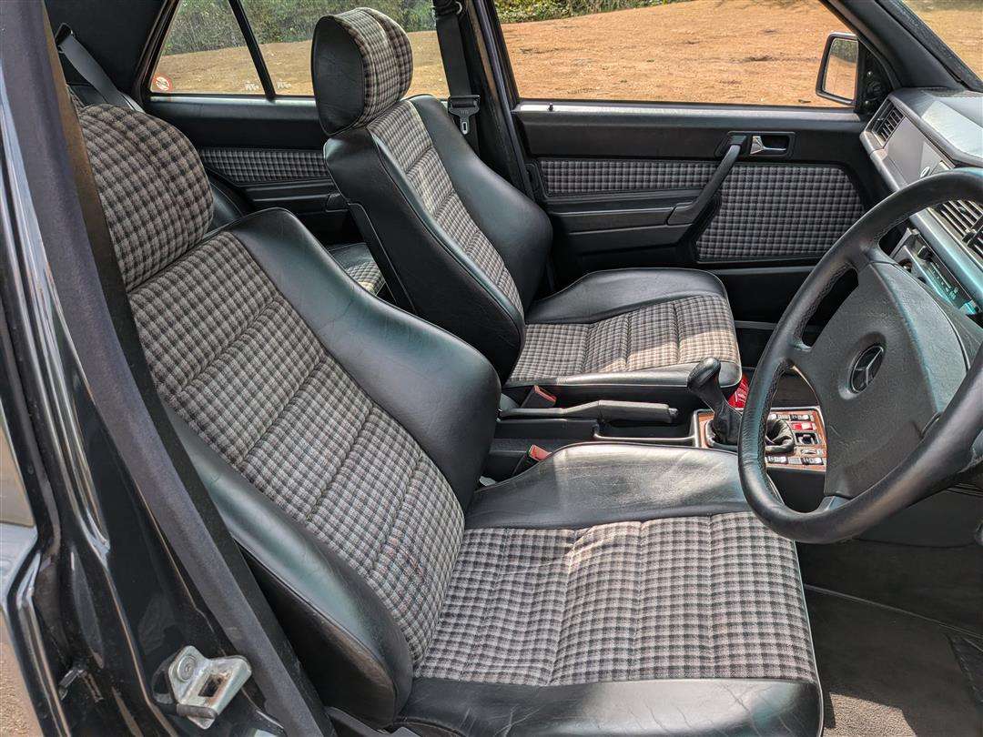 <p>1985 MERCEDES 190E 2.3 26V COSWORTH</p>