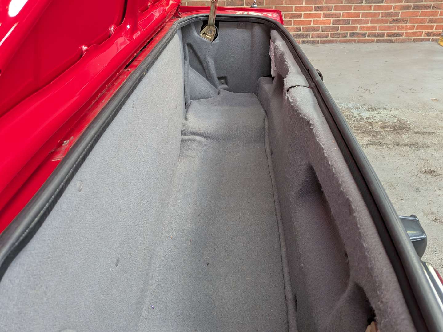 <p>1988 TOYOTA MR2 AW11 - ONE REGISTERED OWNER & 41K MILES FROM NEW</p>
