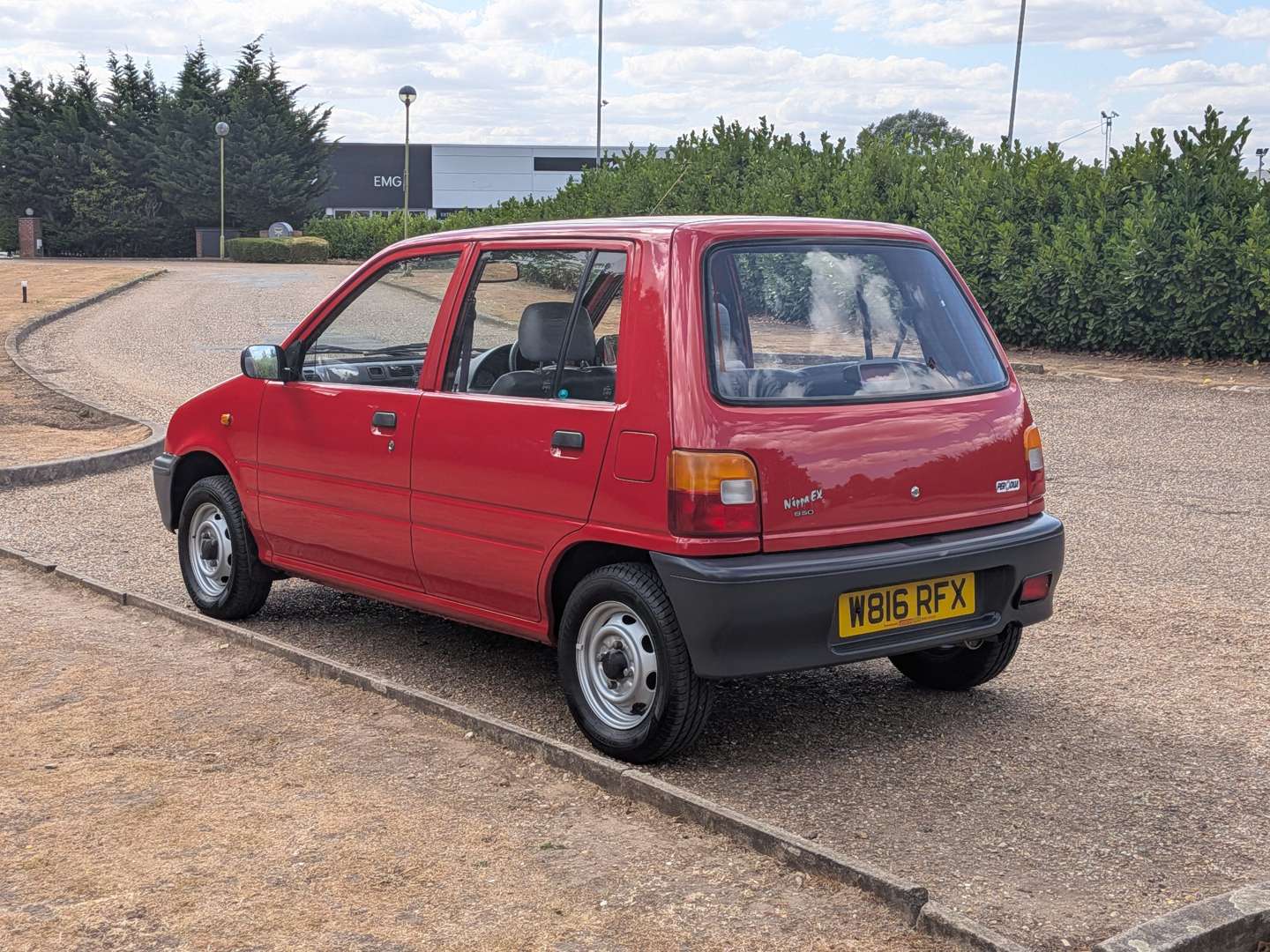 <p>2000 PERODUA NIPPA EX</p>
