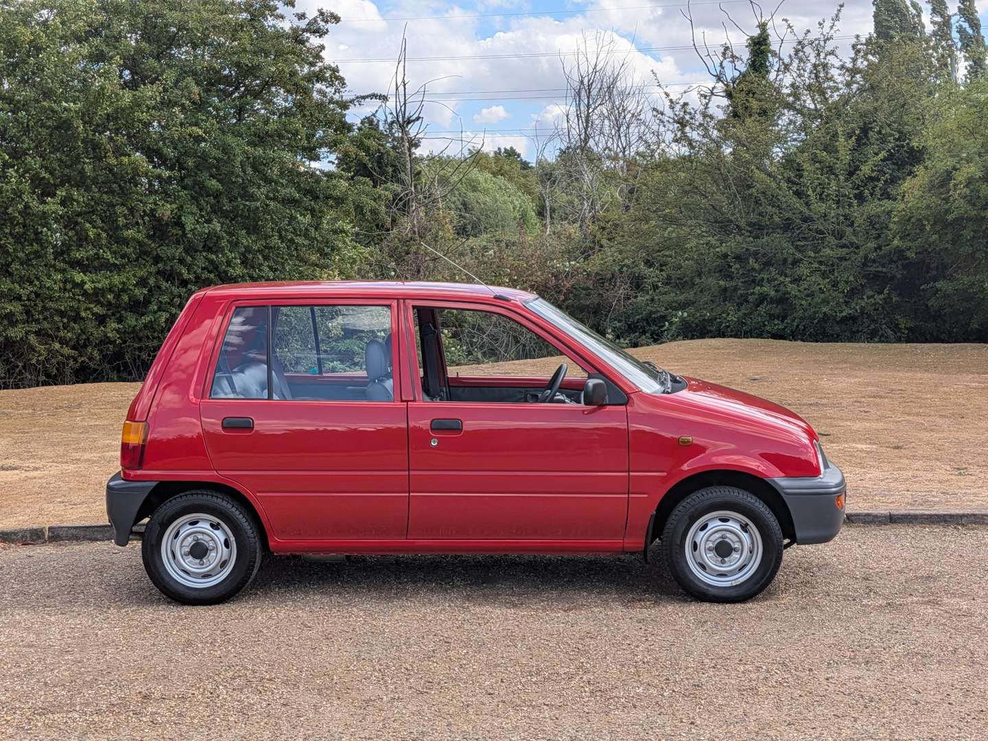 <p>2000 PERODUA NIPPA EX</p>