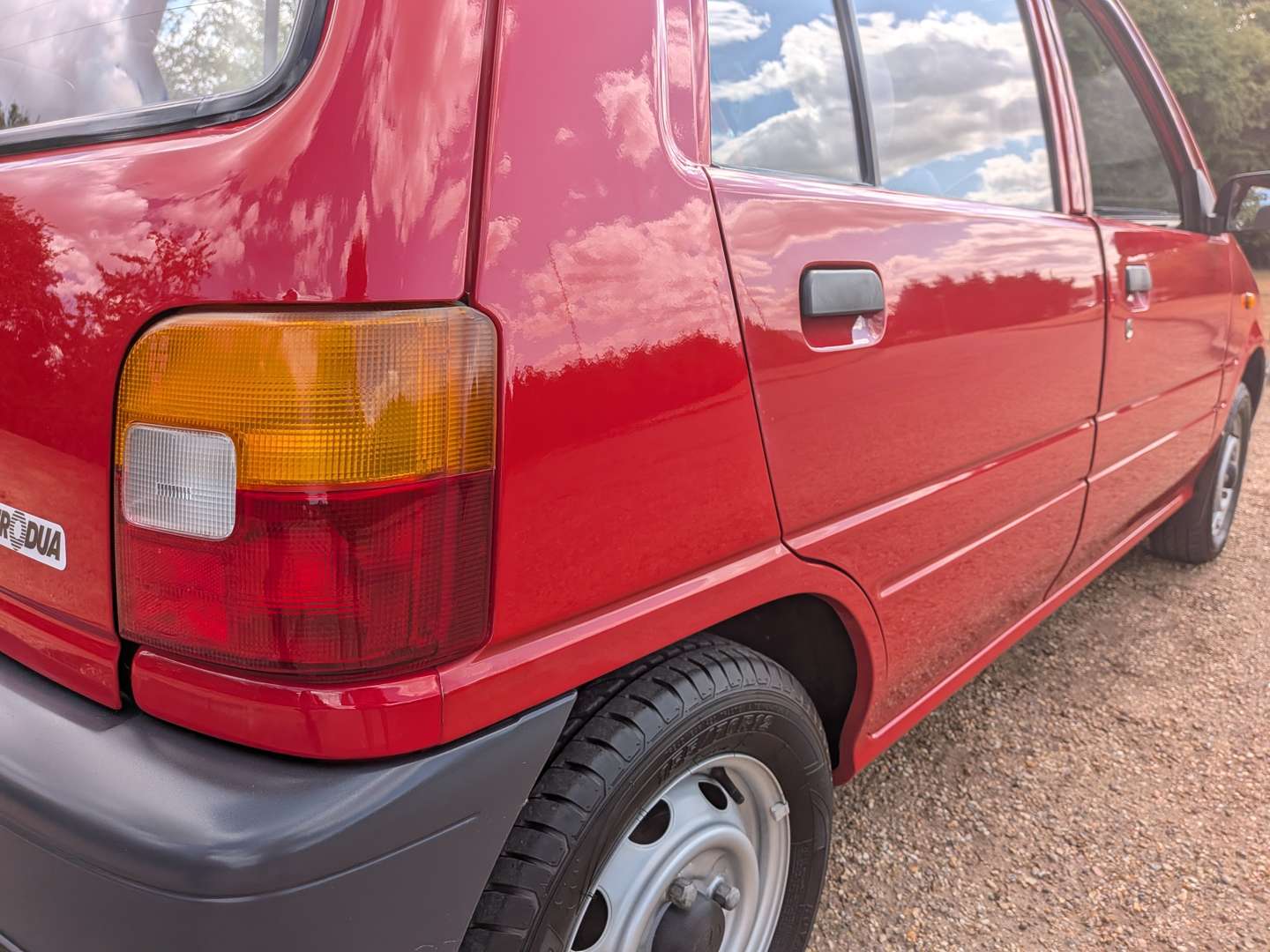 <p>2000 PERODUA NIPPA EX</p>