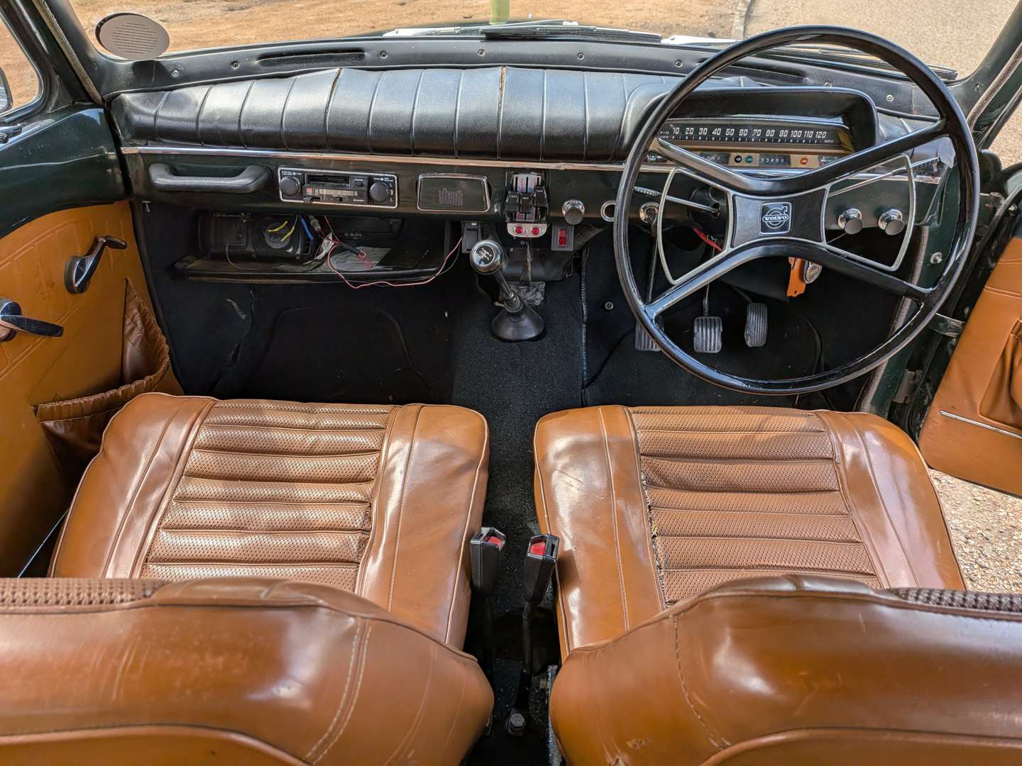 <p>1967 VOLVO AMAZON</p>