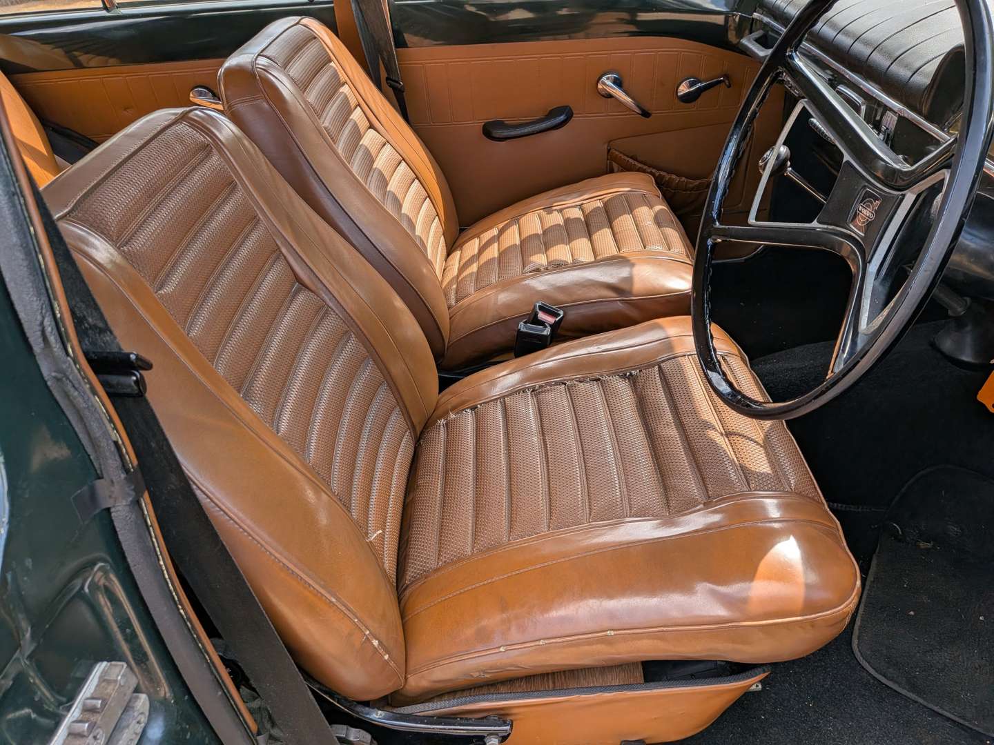 <p>1967 VOLVO AMAZON</p>