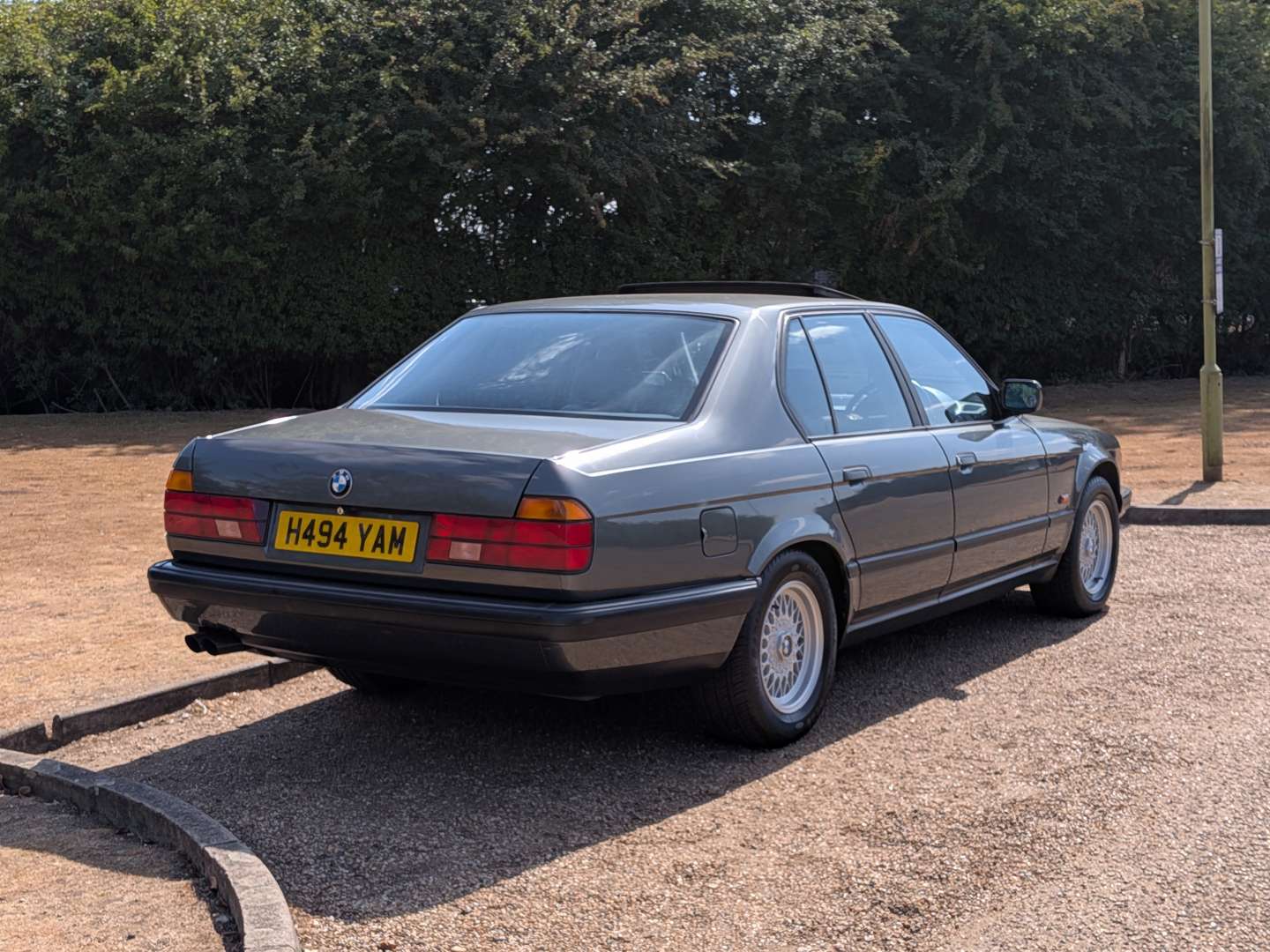 <p>1990 BMW 730I E32 SE AUTO</p>