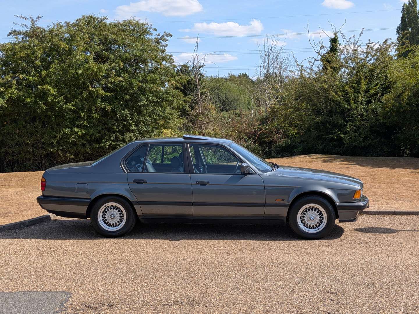 <p>1990 BMW 730I E32 SE AUTO</p>
