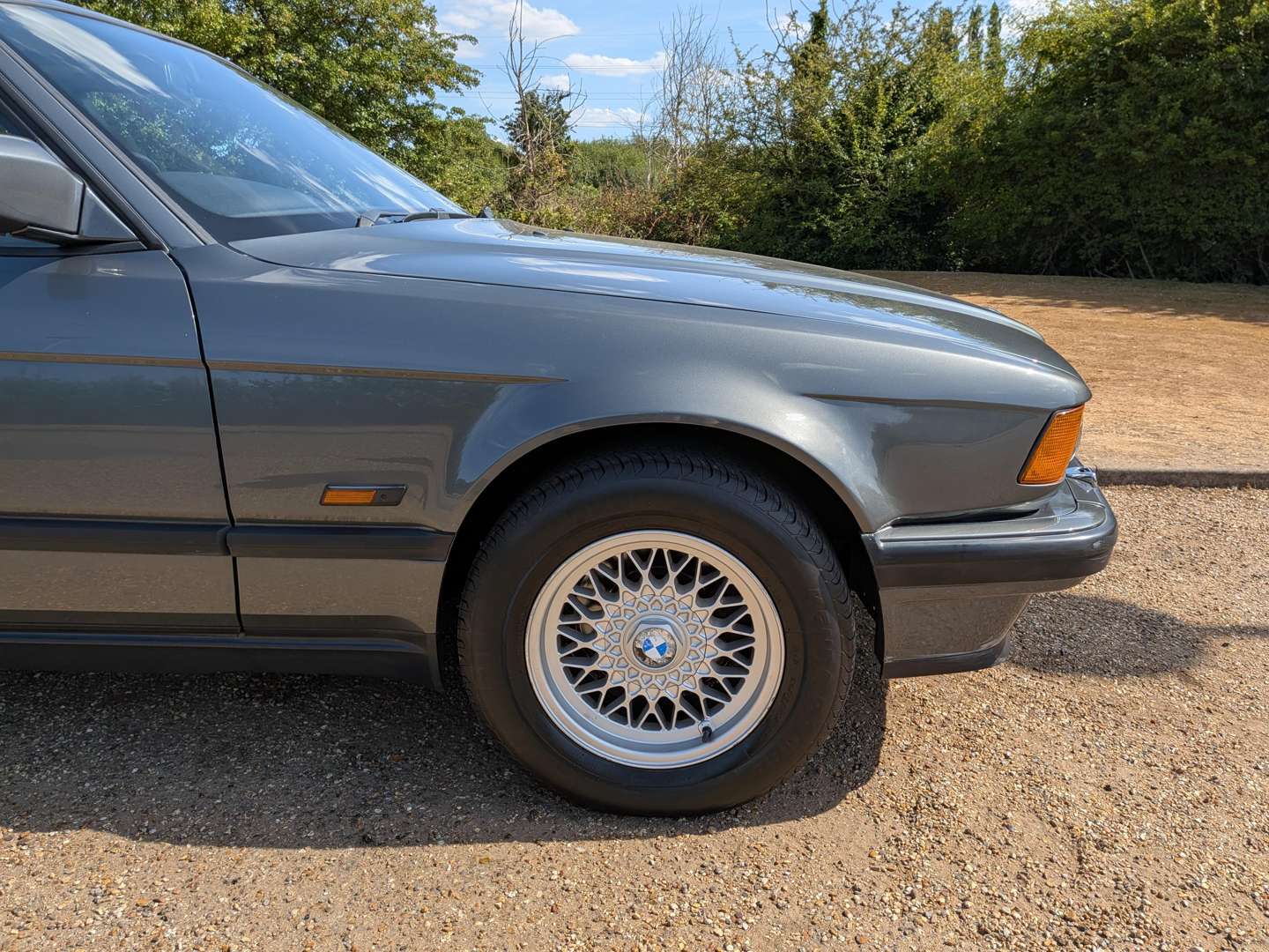 <p>1990 BMW 730I E32 SE AUTO</p>