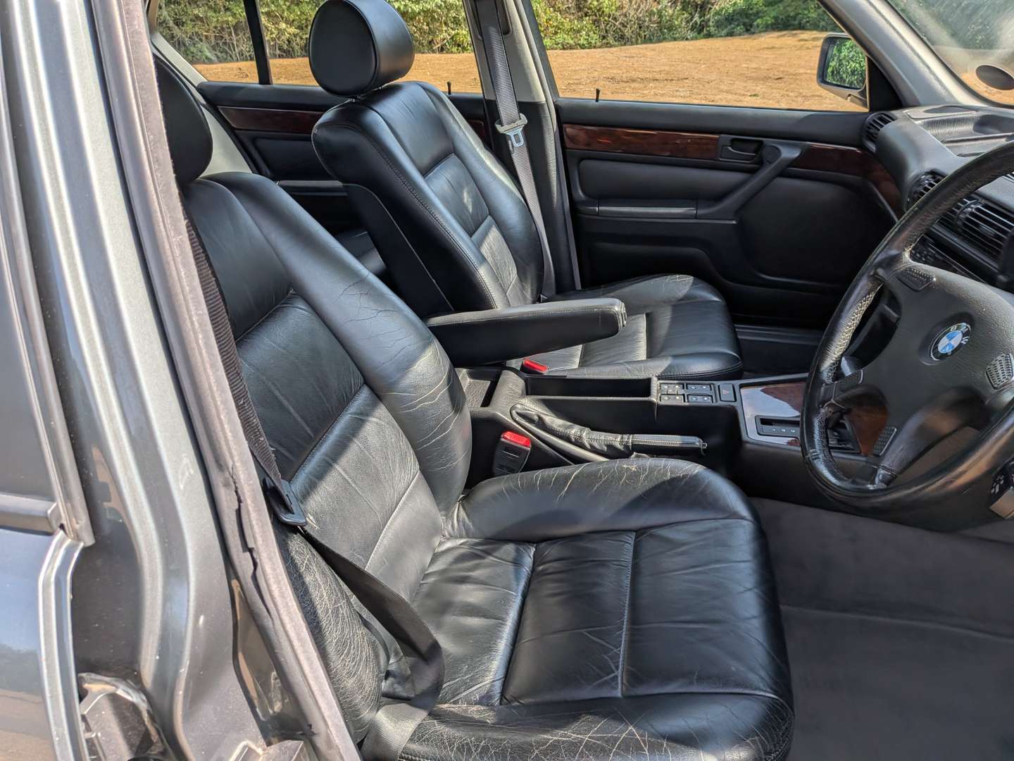 <p>1990 BMW 730I E32 SE AUTO</p>