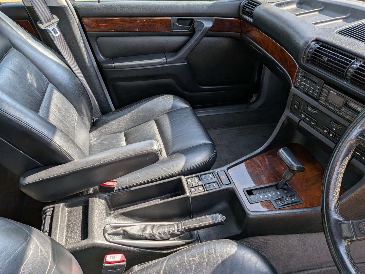 <p>1990 BMW 730I E32 SE AUTO</p>