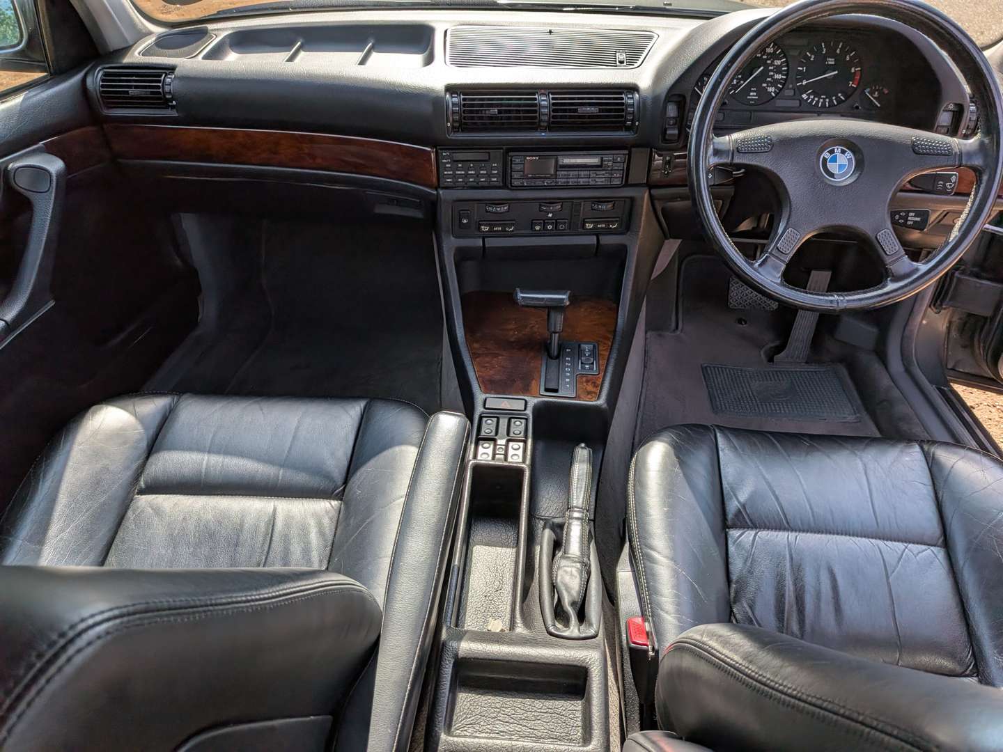 <p>1990 BMW 730I E32 SE AUTO</p>