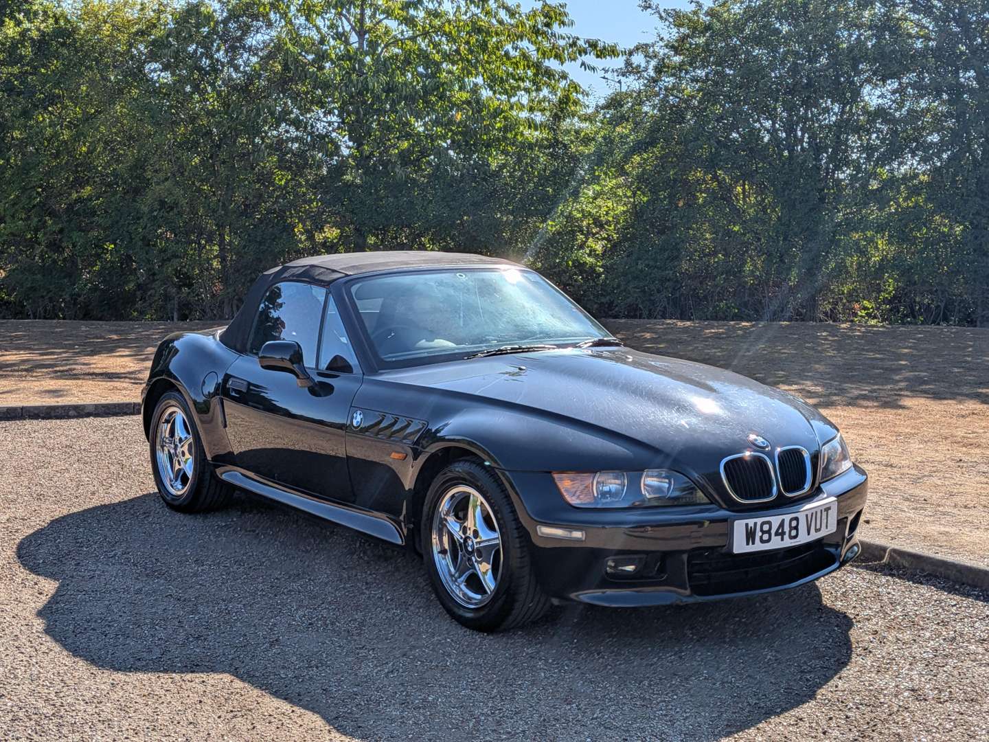 <p>2000 BMW Z3</p>