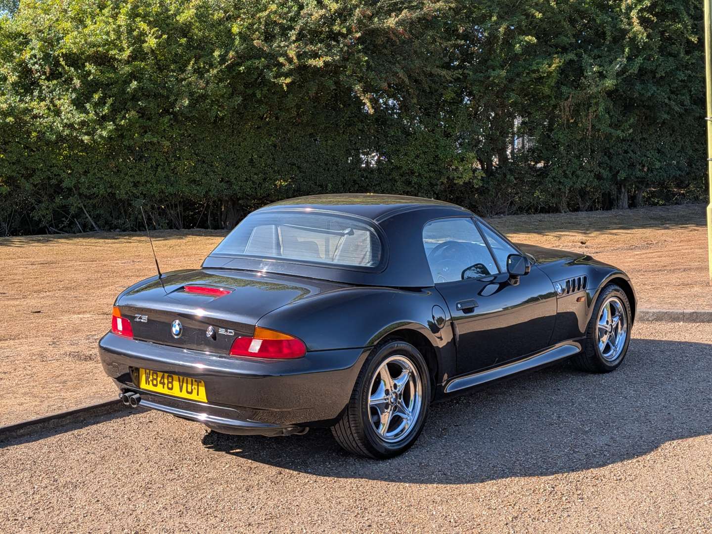 <p>2000 BMW Z3</p>