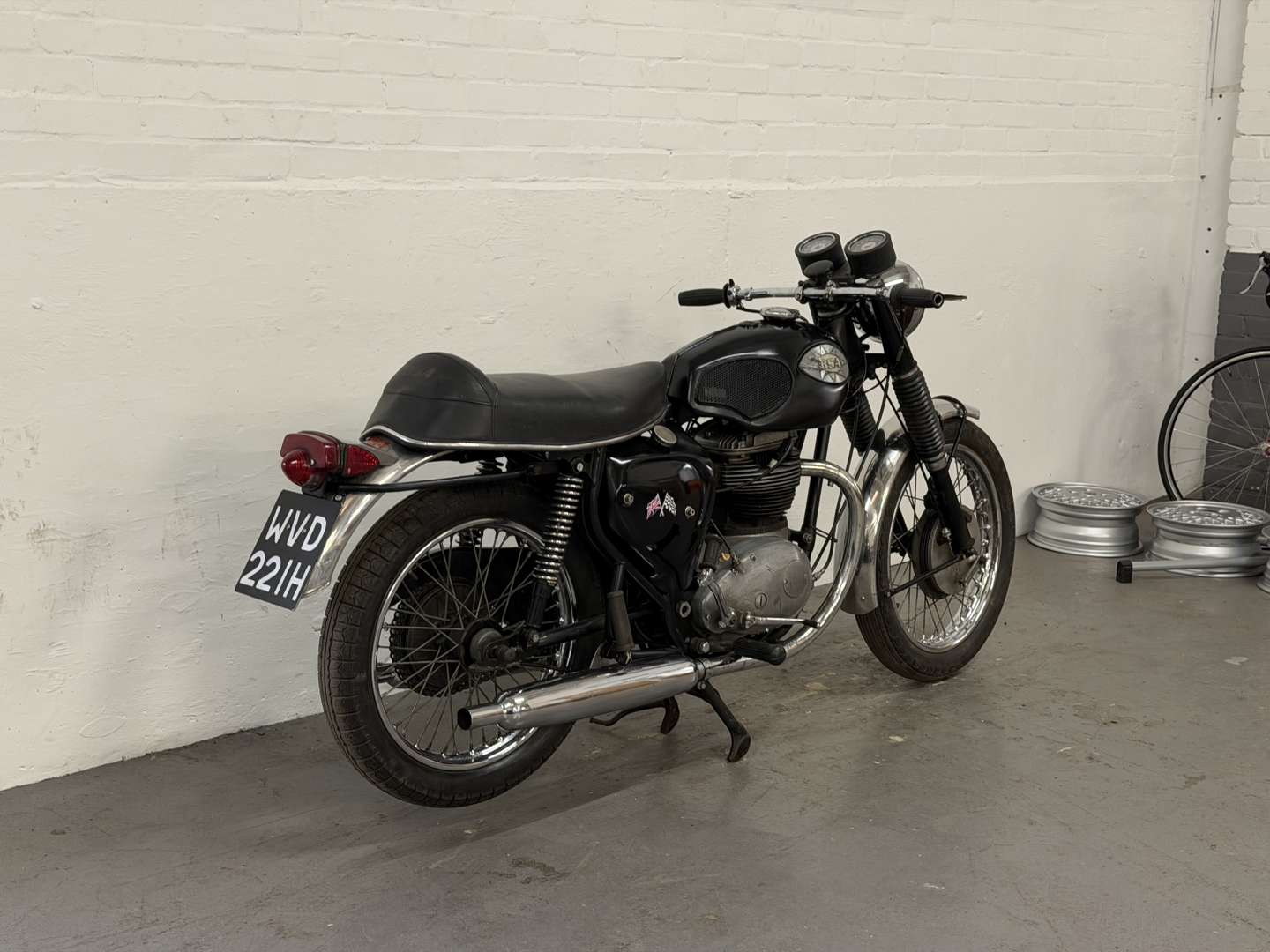 <p>1970 BSA A50</p>
