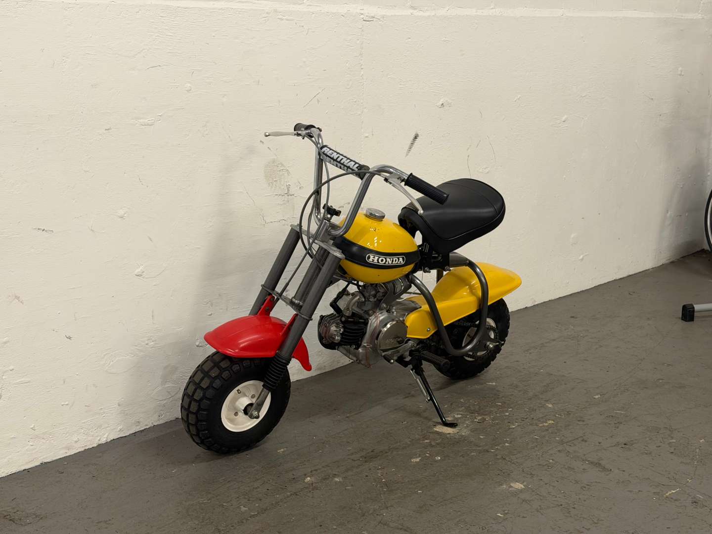 <p>1971 HONDA QA50</p>