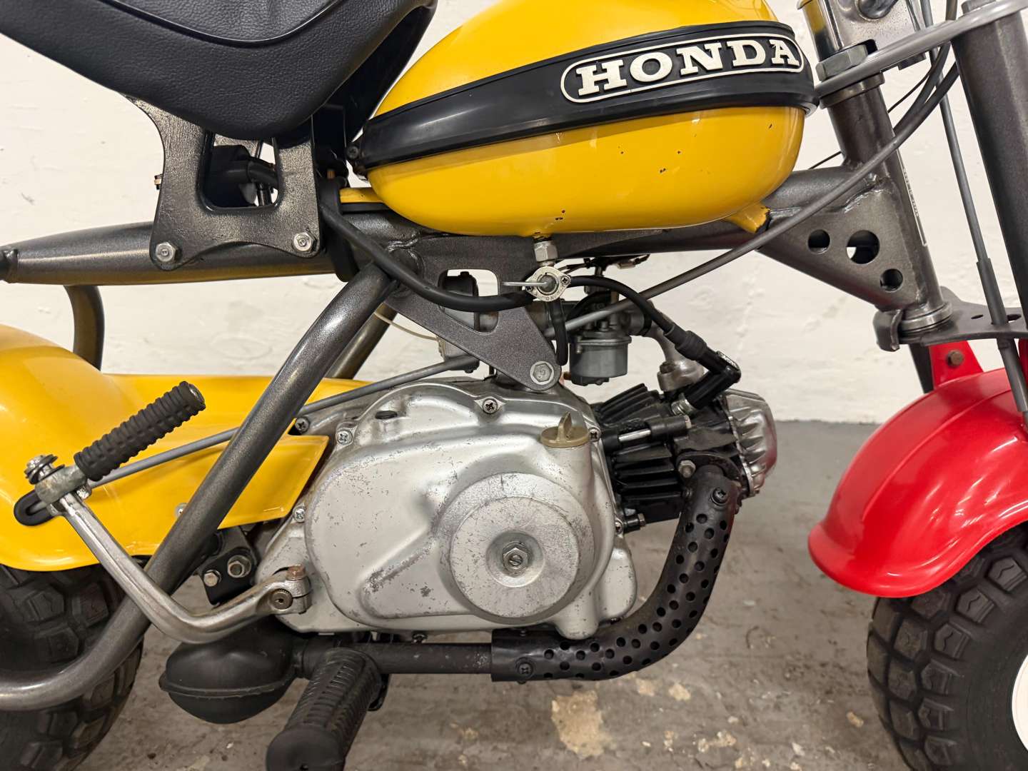 <p>1971 HONDA QA50</p>