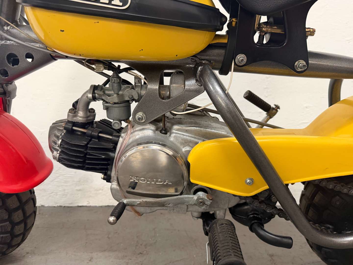 <p>1971 HONDA QA50</p>