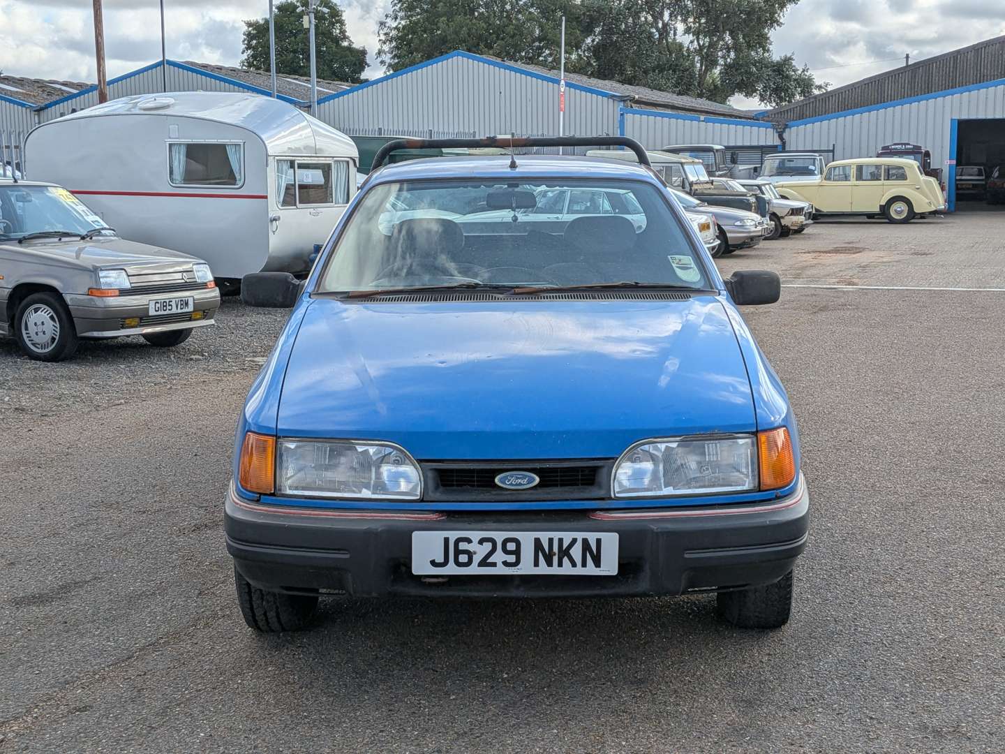 <p>1992 FORD P100 TURBO DIESEL</p>