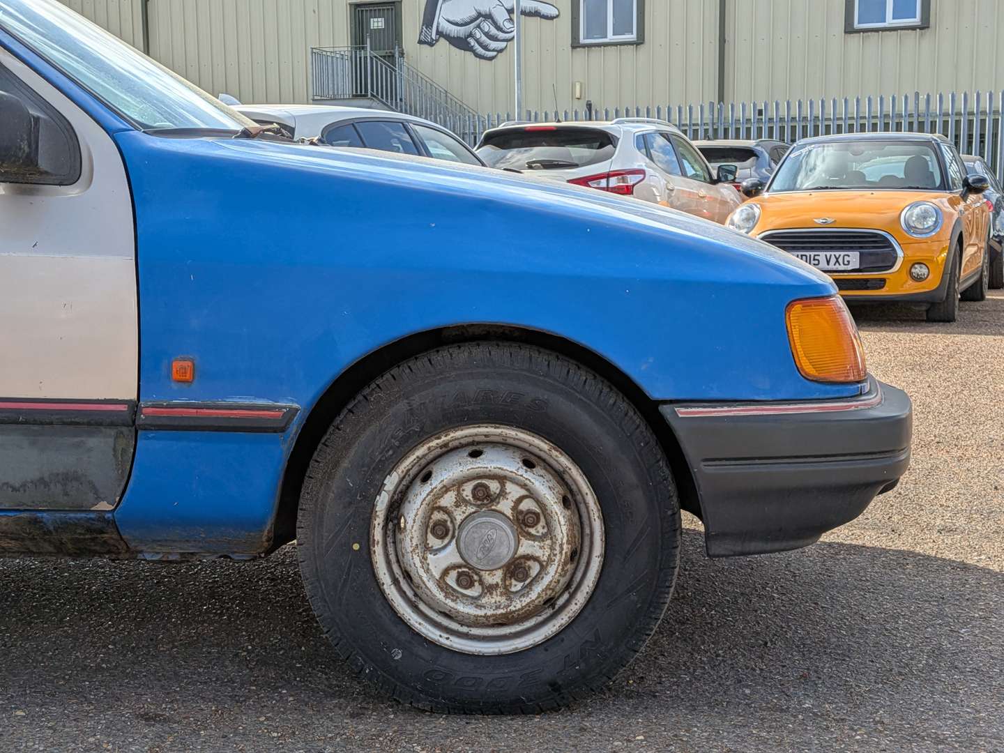 <p>1992 FORD P100 TURBO DIESEL</p>
