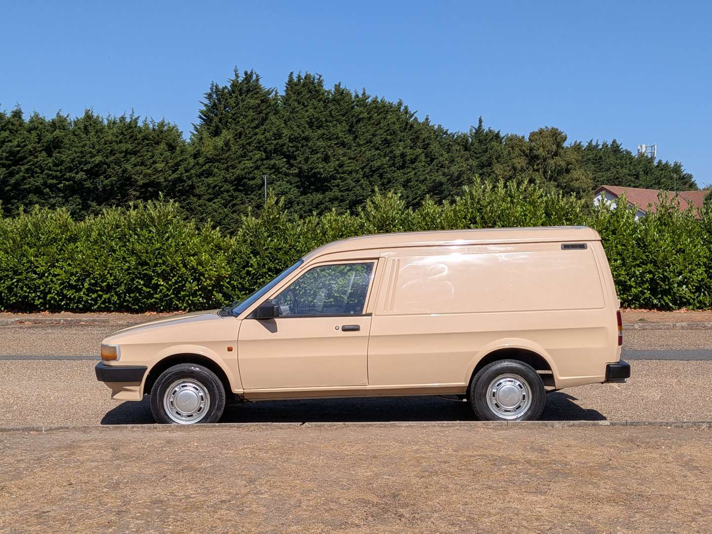 <p>1990 ROVER MAESTRO 500 CITY</p>