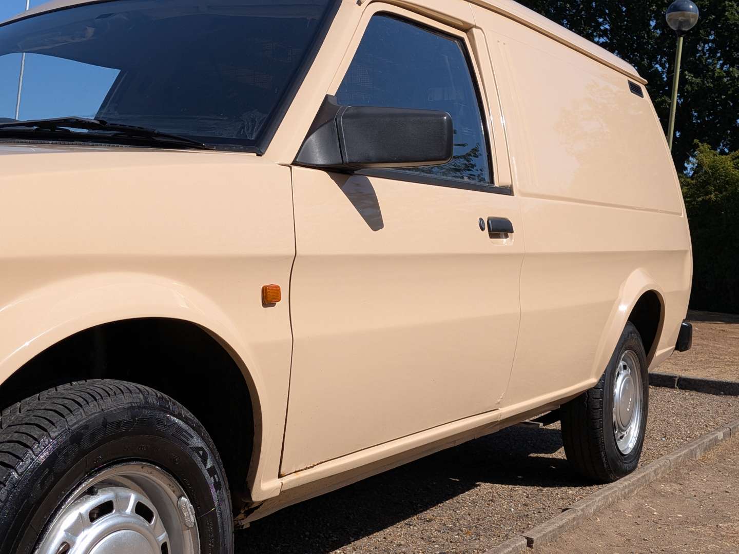 <p>1990 ROVER MAESTRO 500 CITY</p>