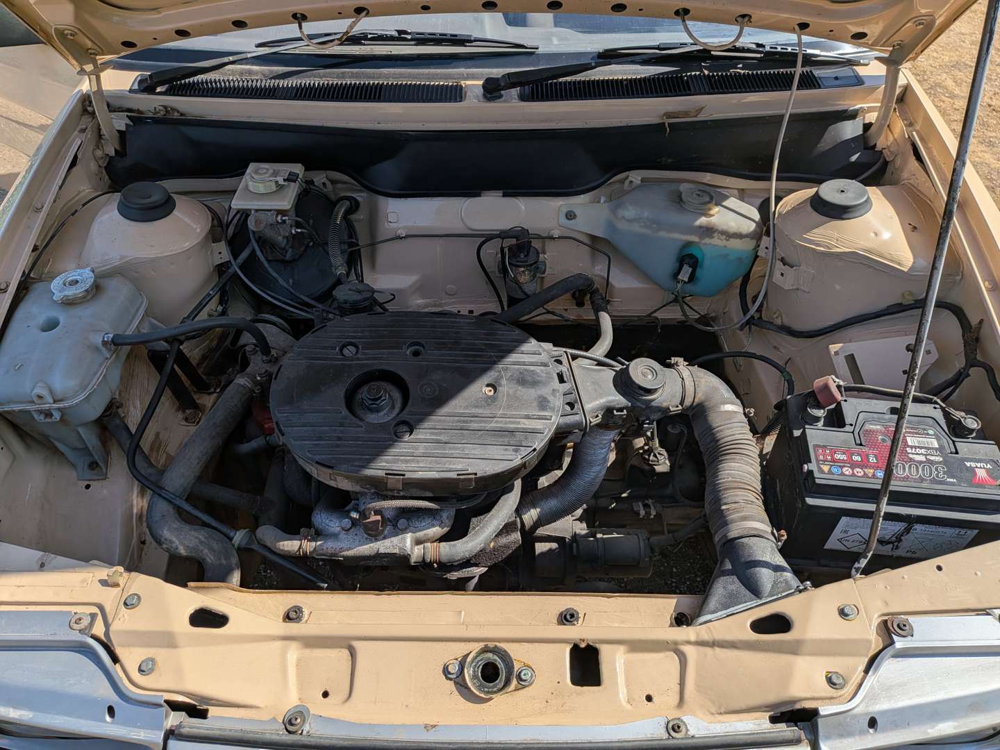 <p>1990 ROVER MAESTRO 500 CITY</p>
