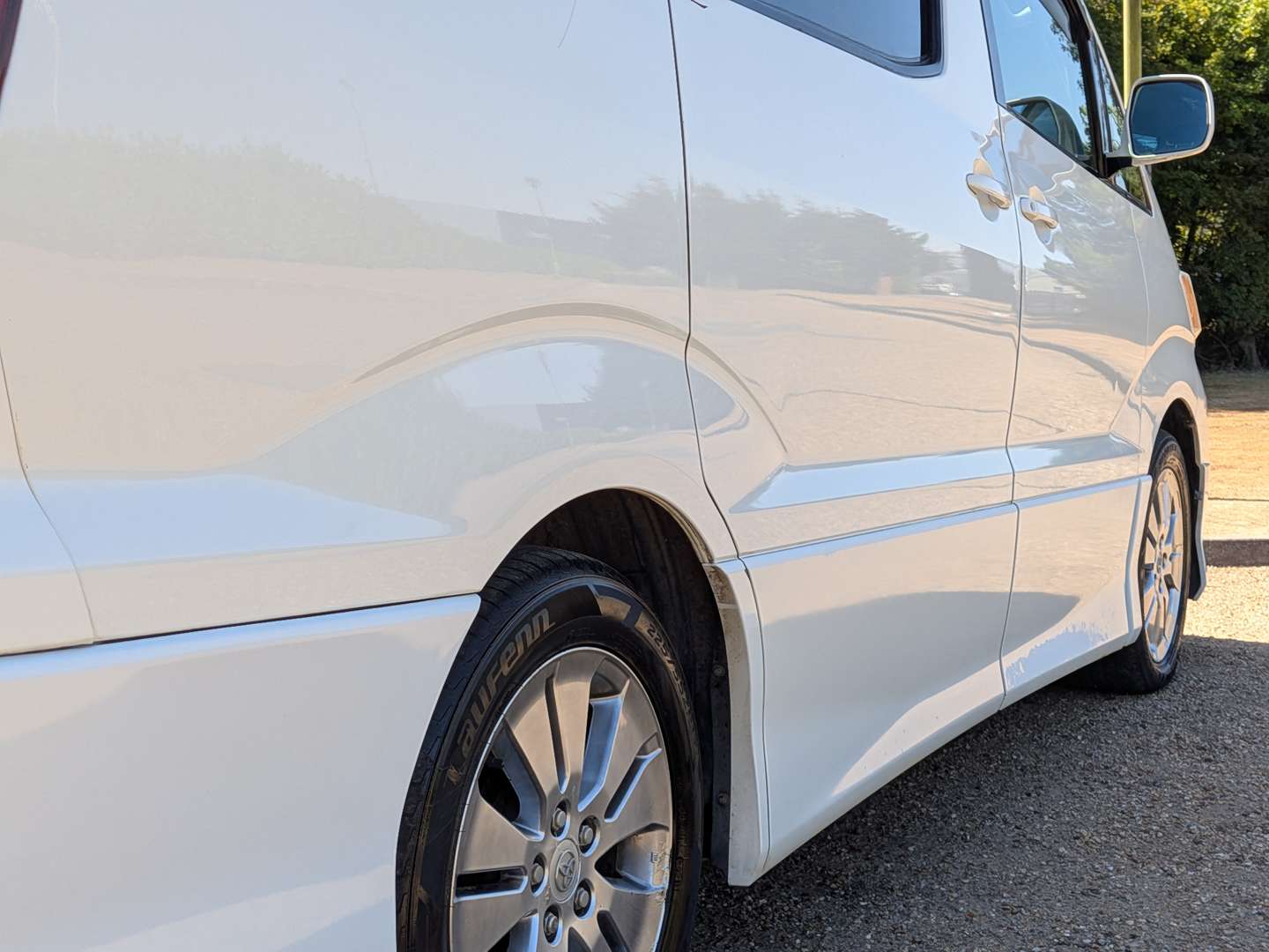 <p>2003 TOYOTA ALPHARD</p>