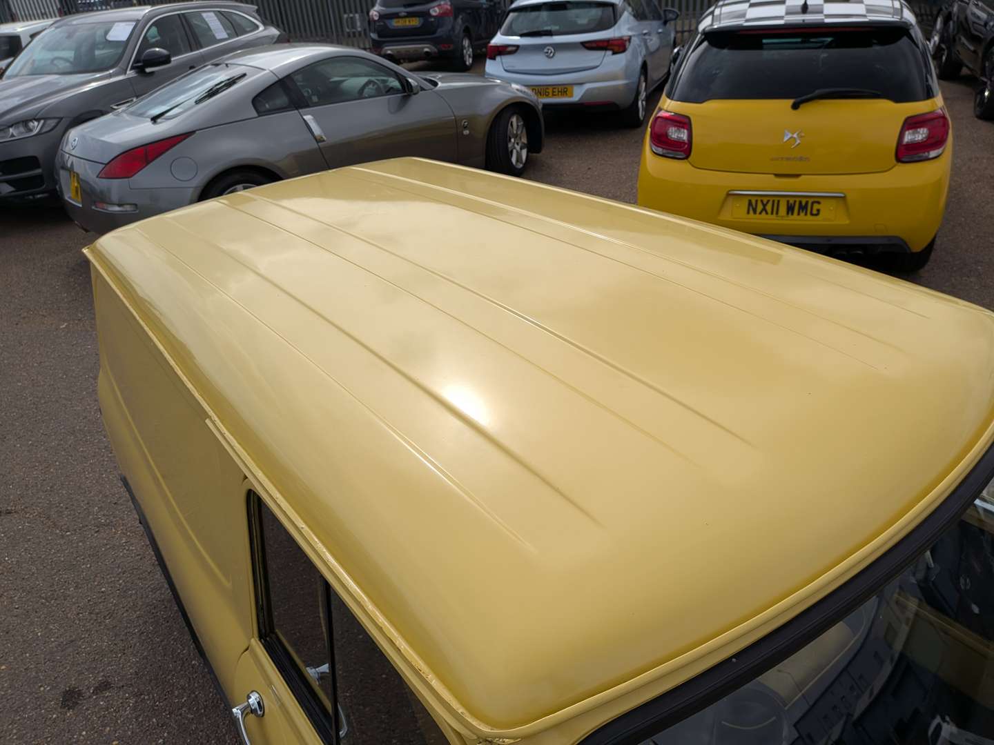 <p>1979 AUSTIN MINI 850 VAN</p>
