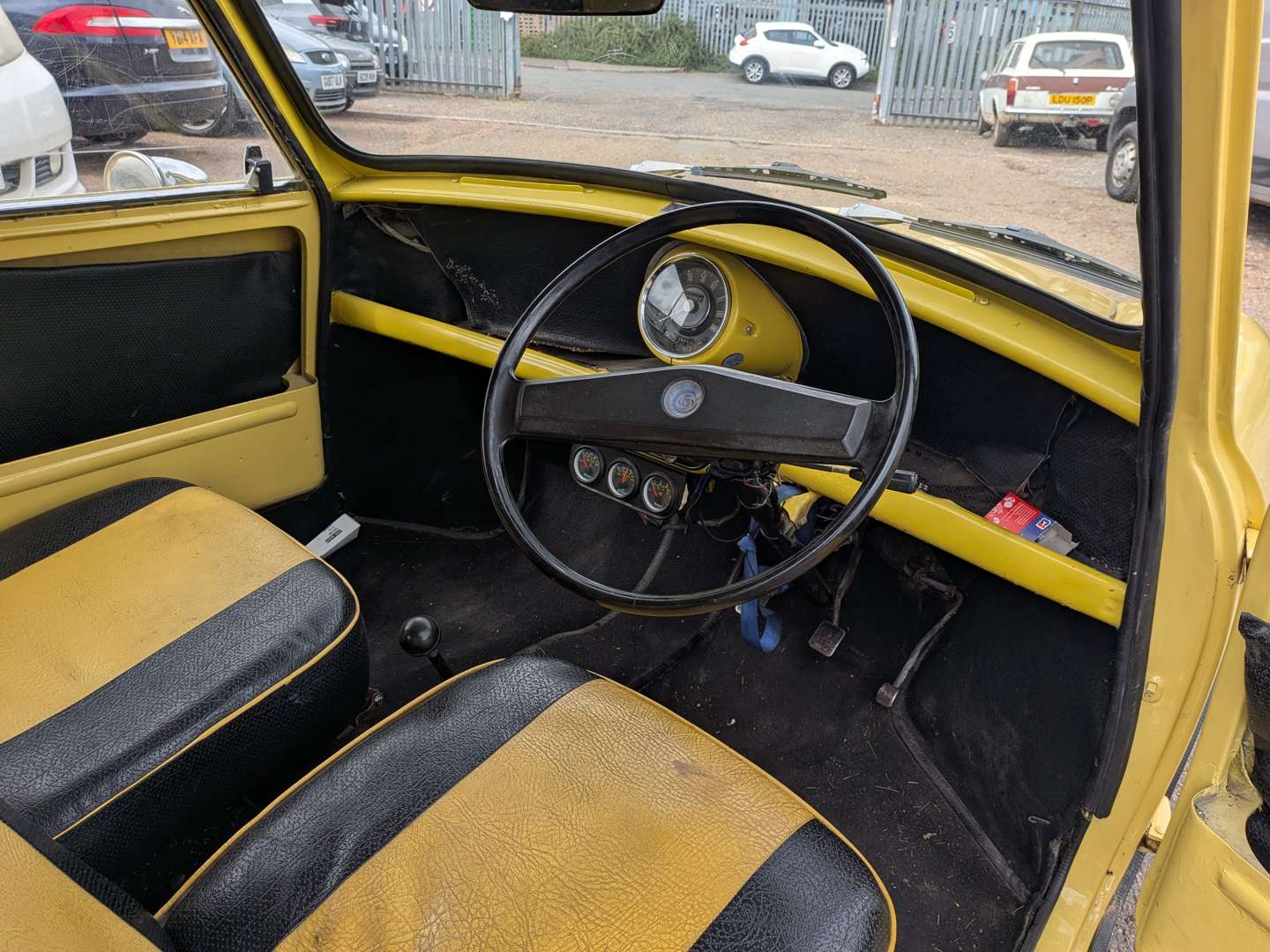<p>1979 AUSTIN MINI 850 VAN</p>
