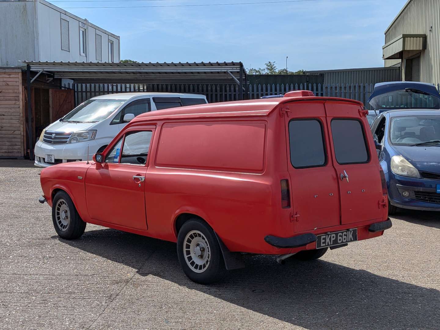 <p>1972 FORD ESCORT VAN</p>