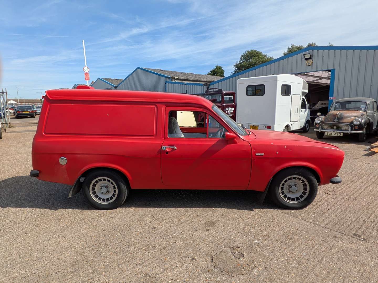 <p>1972 FORD ESCORT VAN</p>