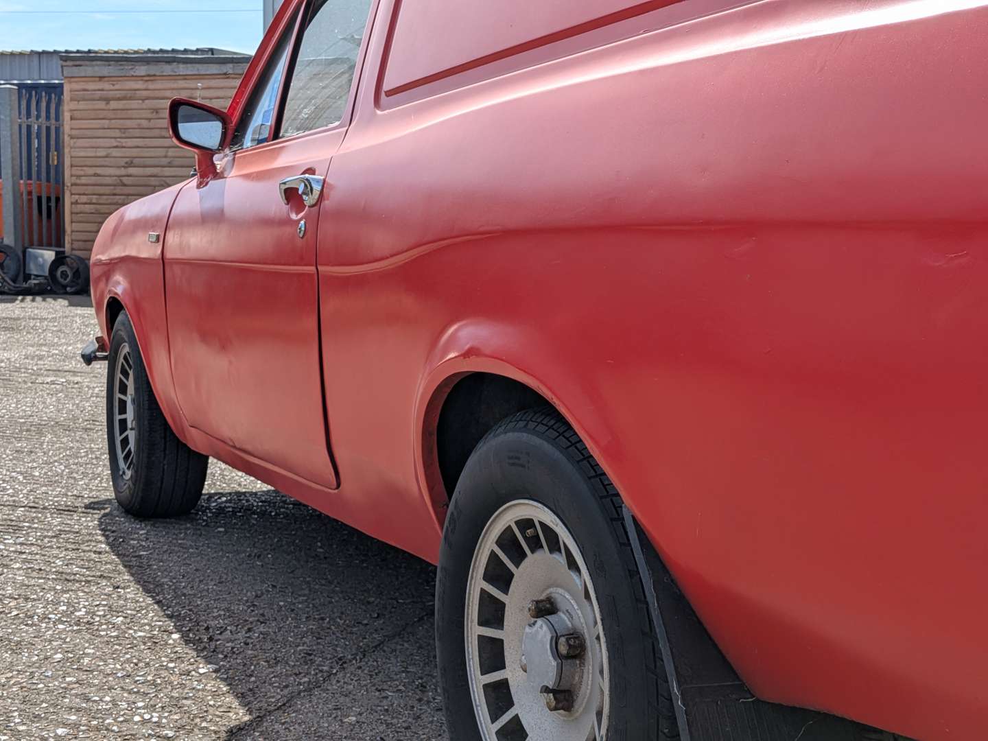 <p>1972 FORD ESCORT VAN</p>