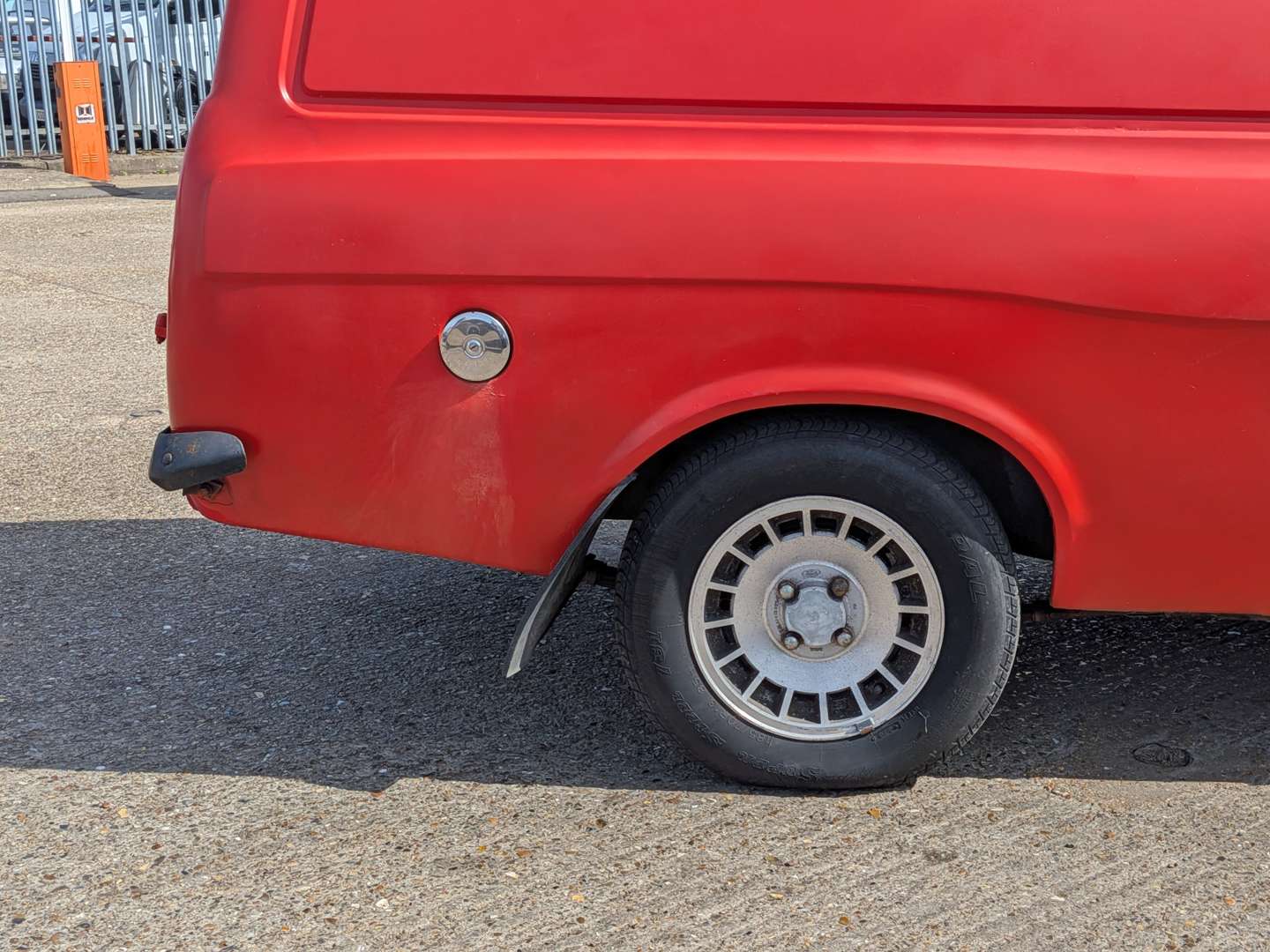 <p>1972 FORD ESCORT VAN</p>