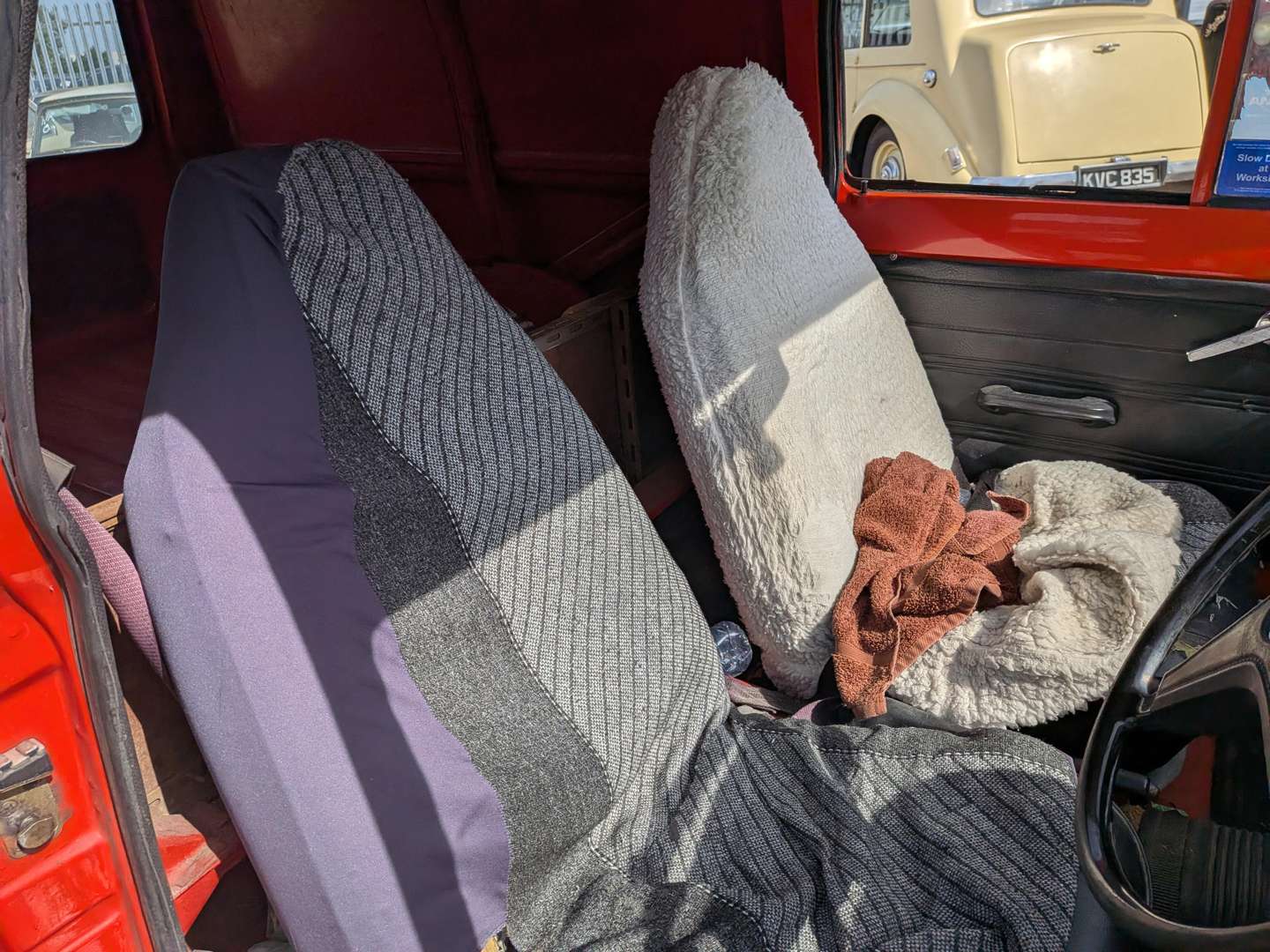 <p>1972 FORD ESCORT VAN</p>