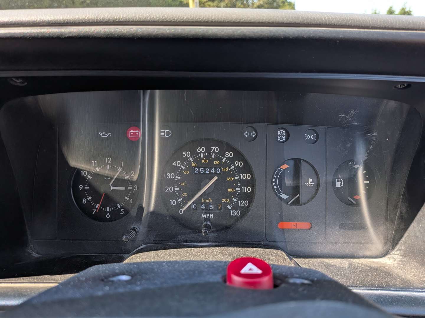 <p>1986 FORD ESCORT 55 VAN</p>