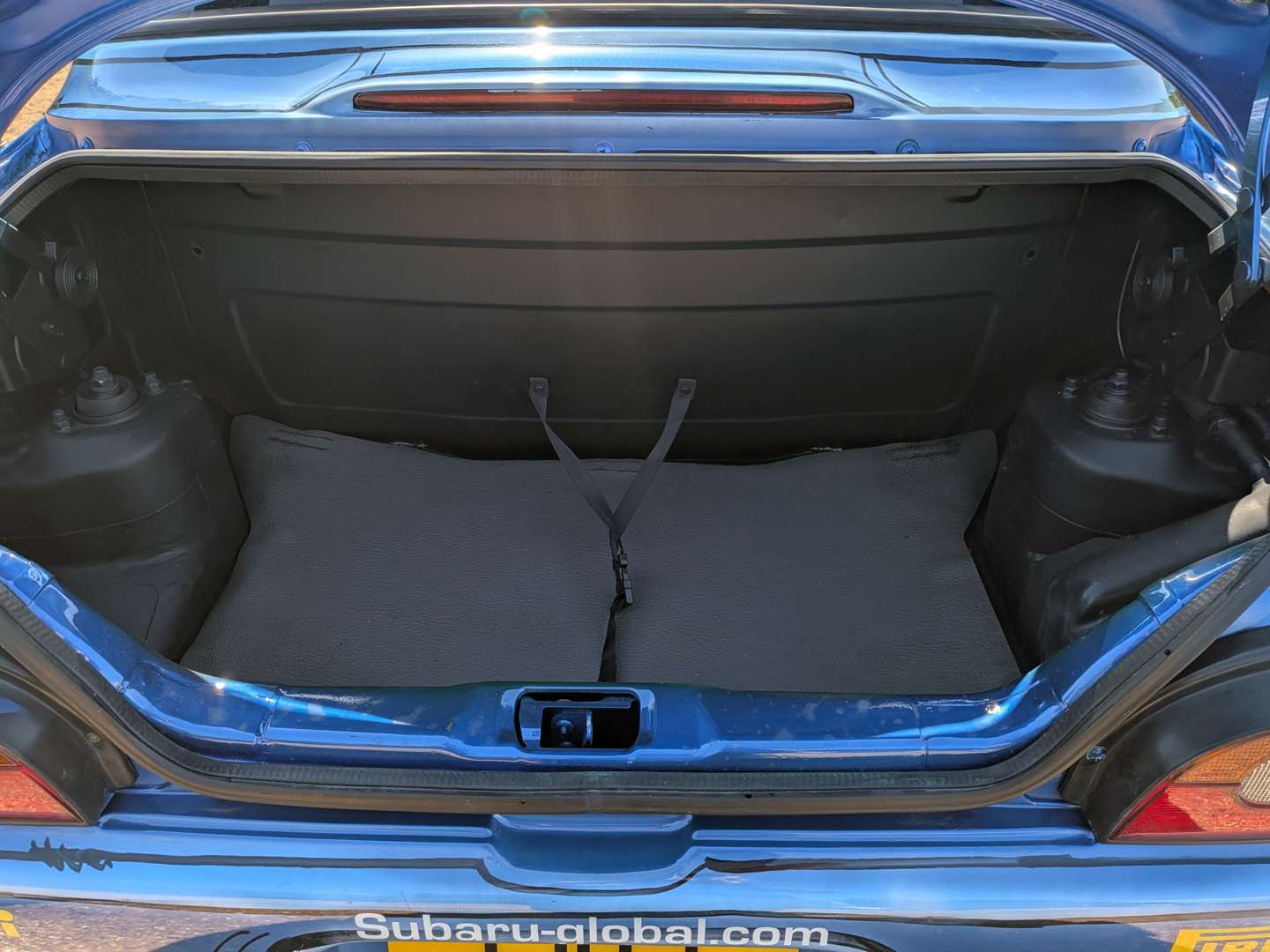 <p>1994 SUBARU VIVIO</p>