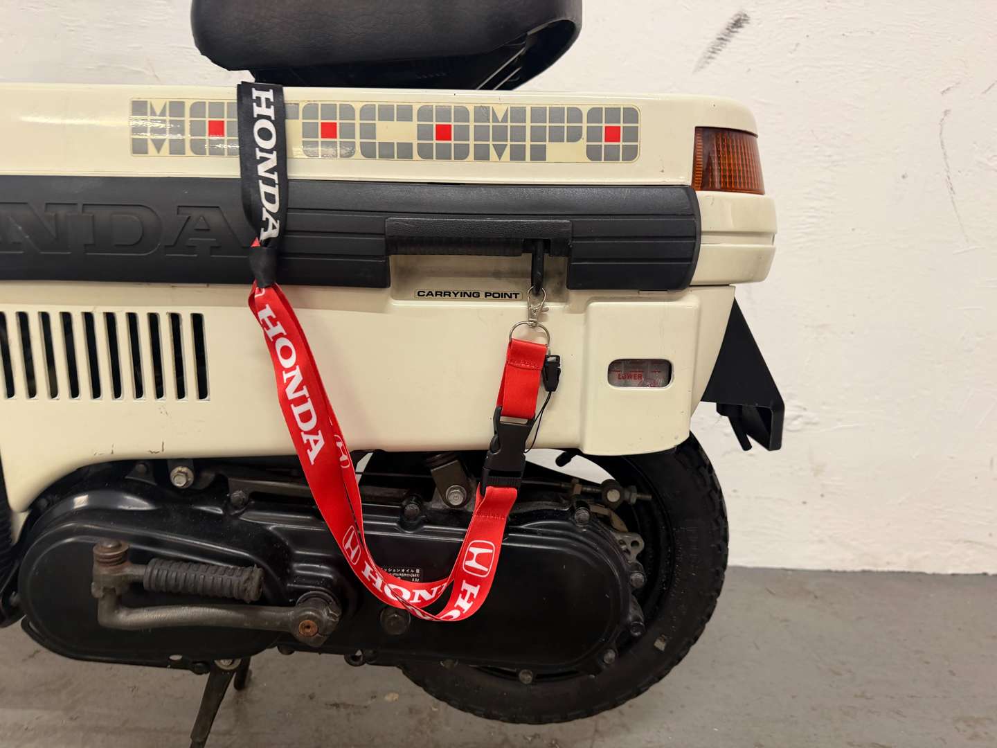 <p>1981 HONDA MOTOCOMPO</p>